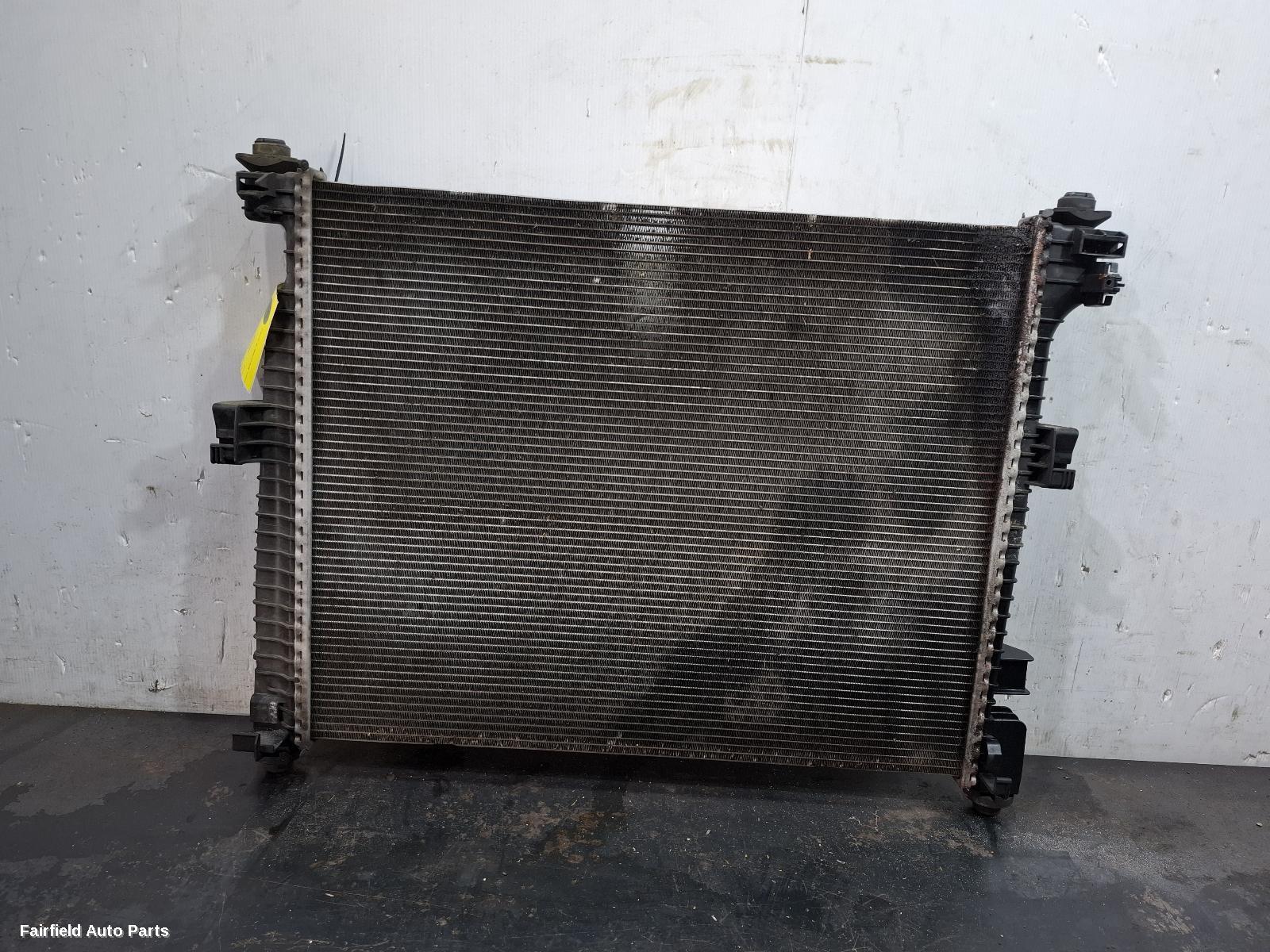 2010-2016 Jeep Grandcherokee Radiator
