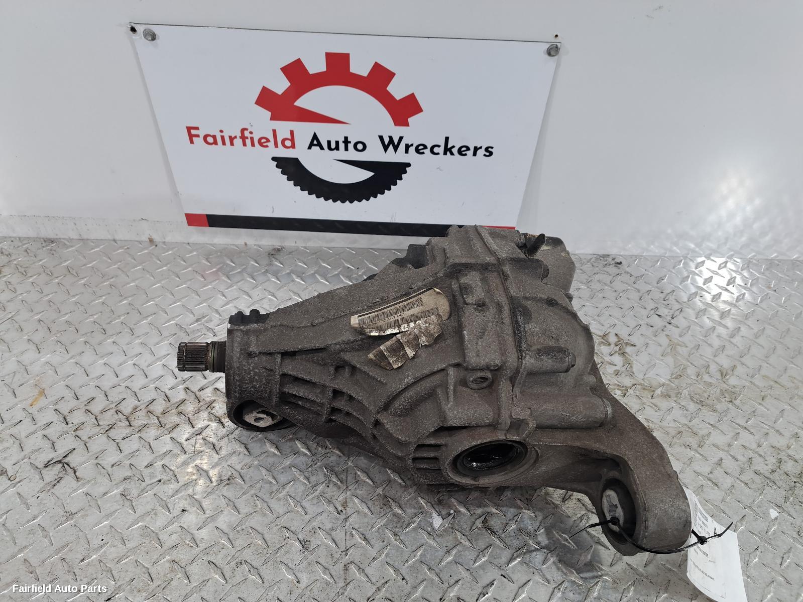 2010-2014 Porsche Cayenne Differential Centre