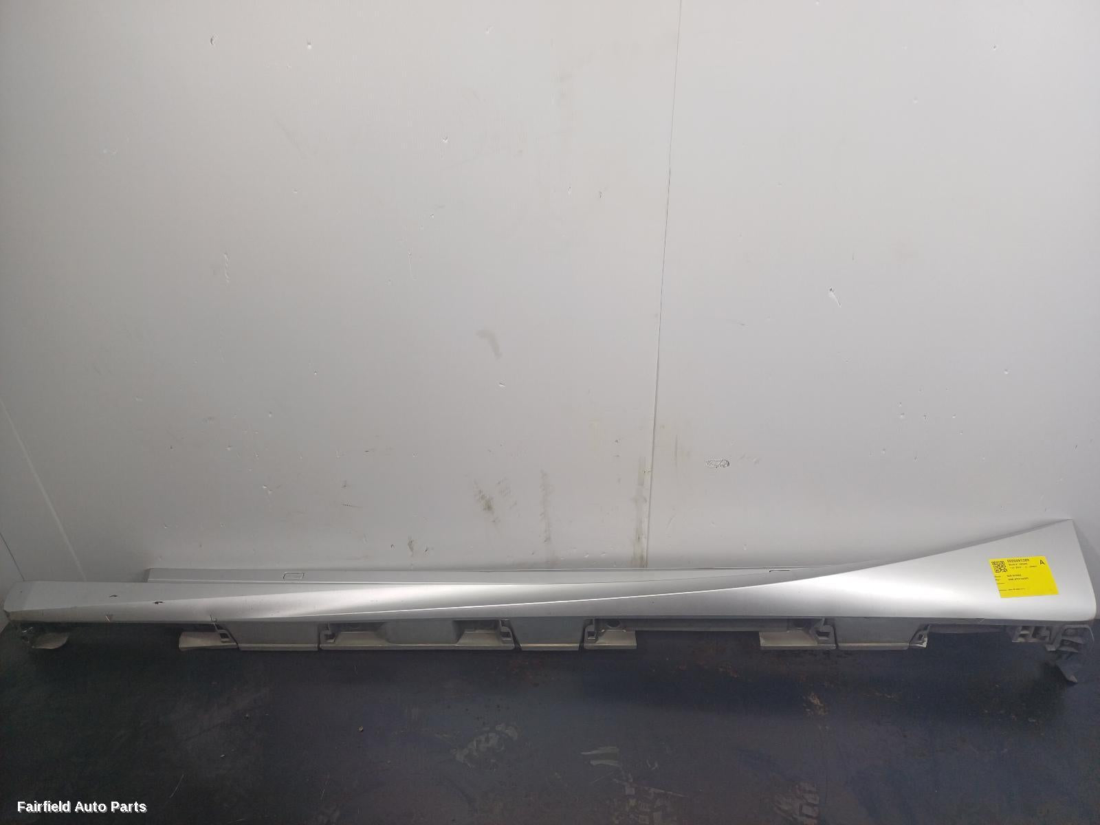 2013-2023 Lexus Is Series Side Step Skirt
