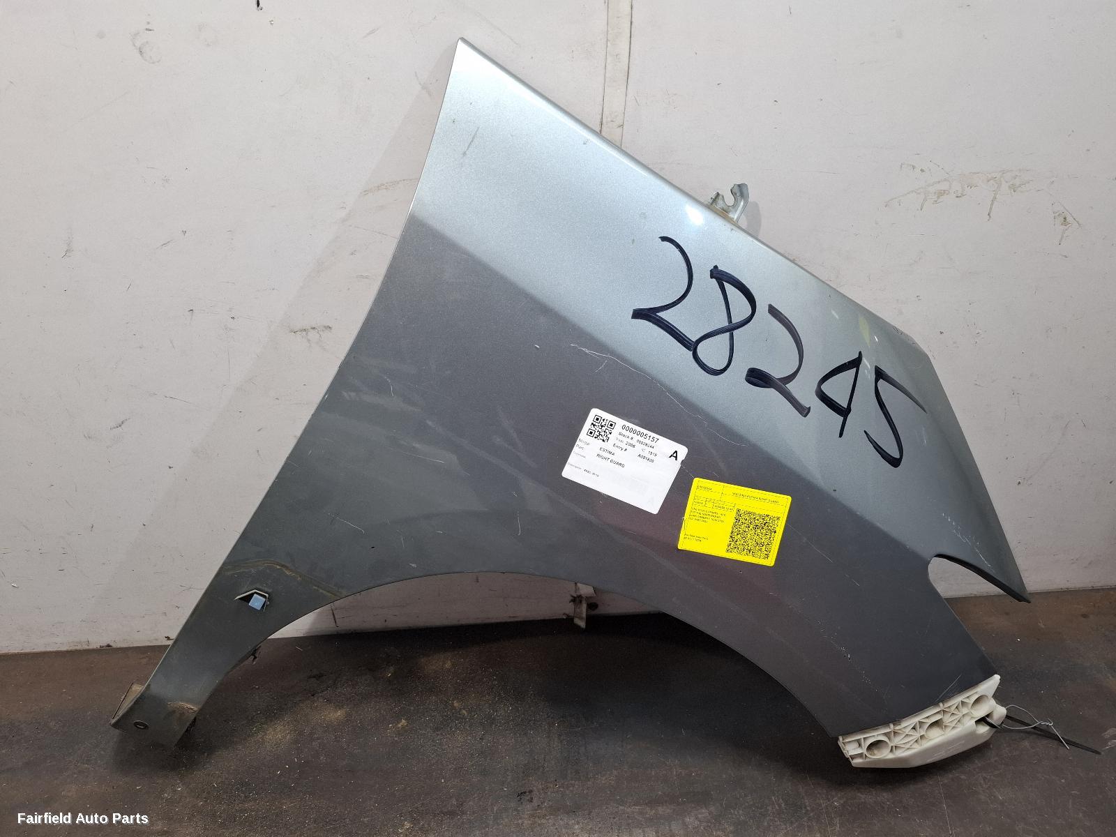 2005-2019 Toyota Estima Right Guard