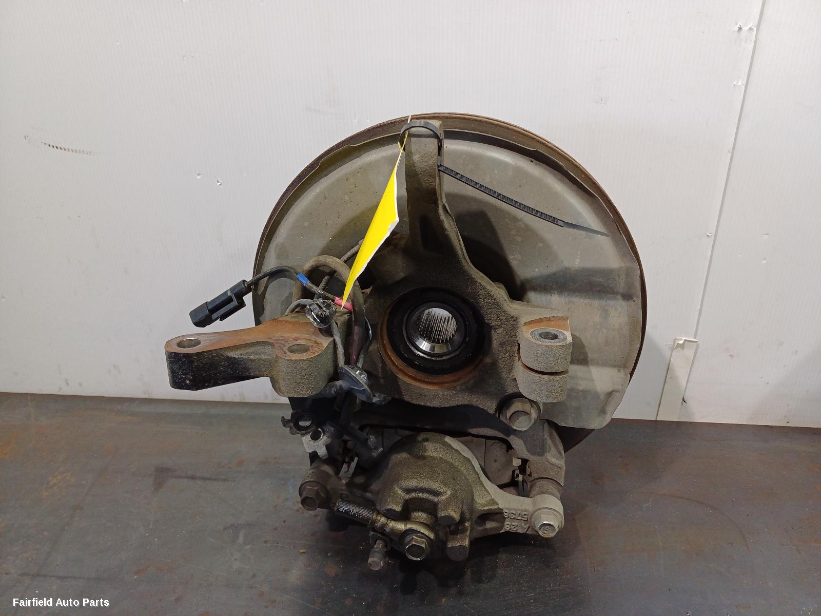 2010-2024 Mitsubishi Asx Right Front Hub Assembly