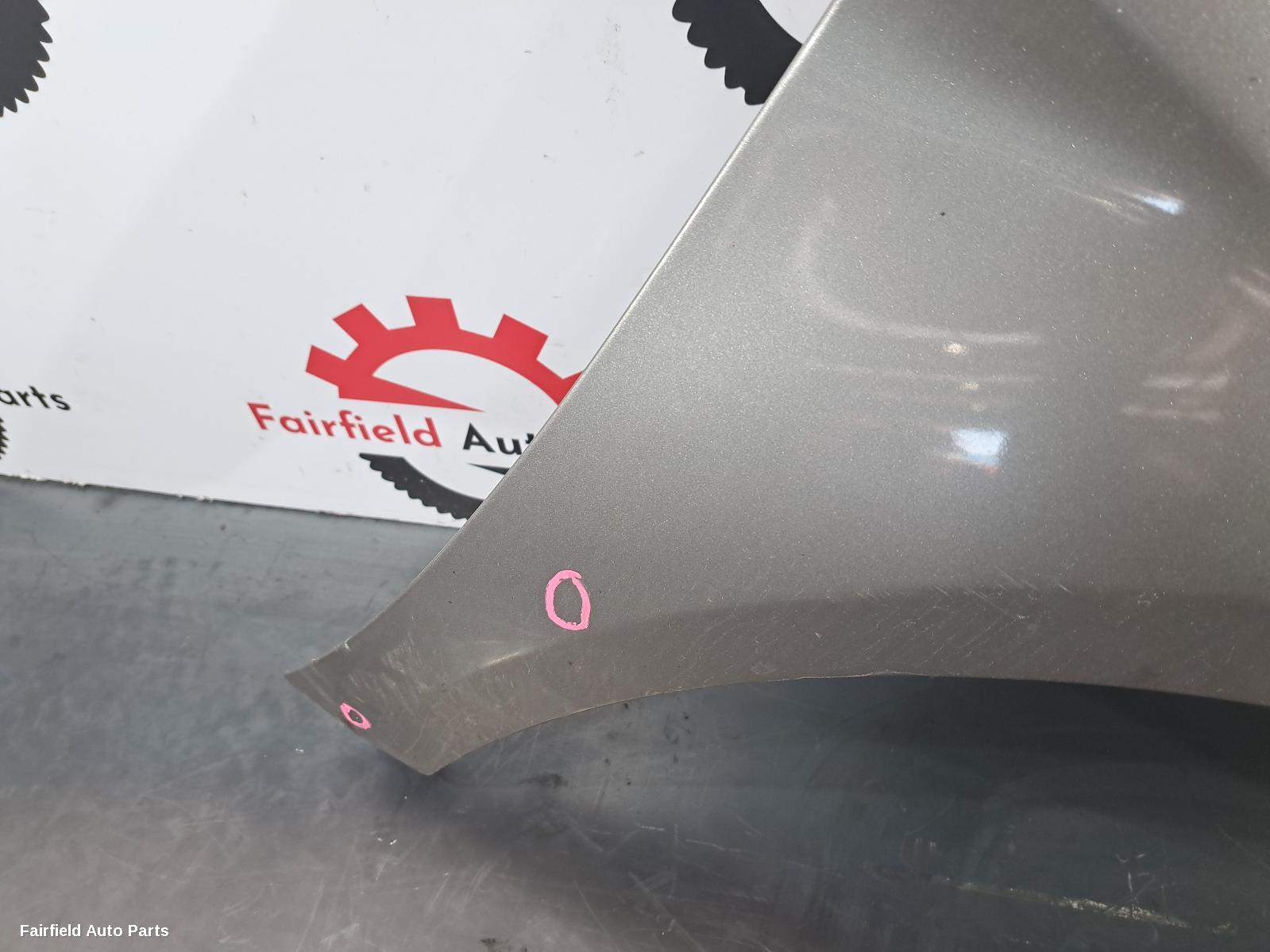 2005-2008 Mercedes B Class Right Guard