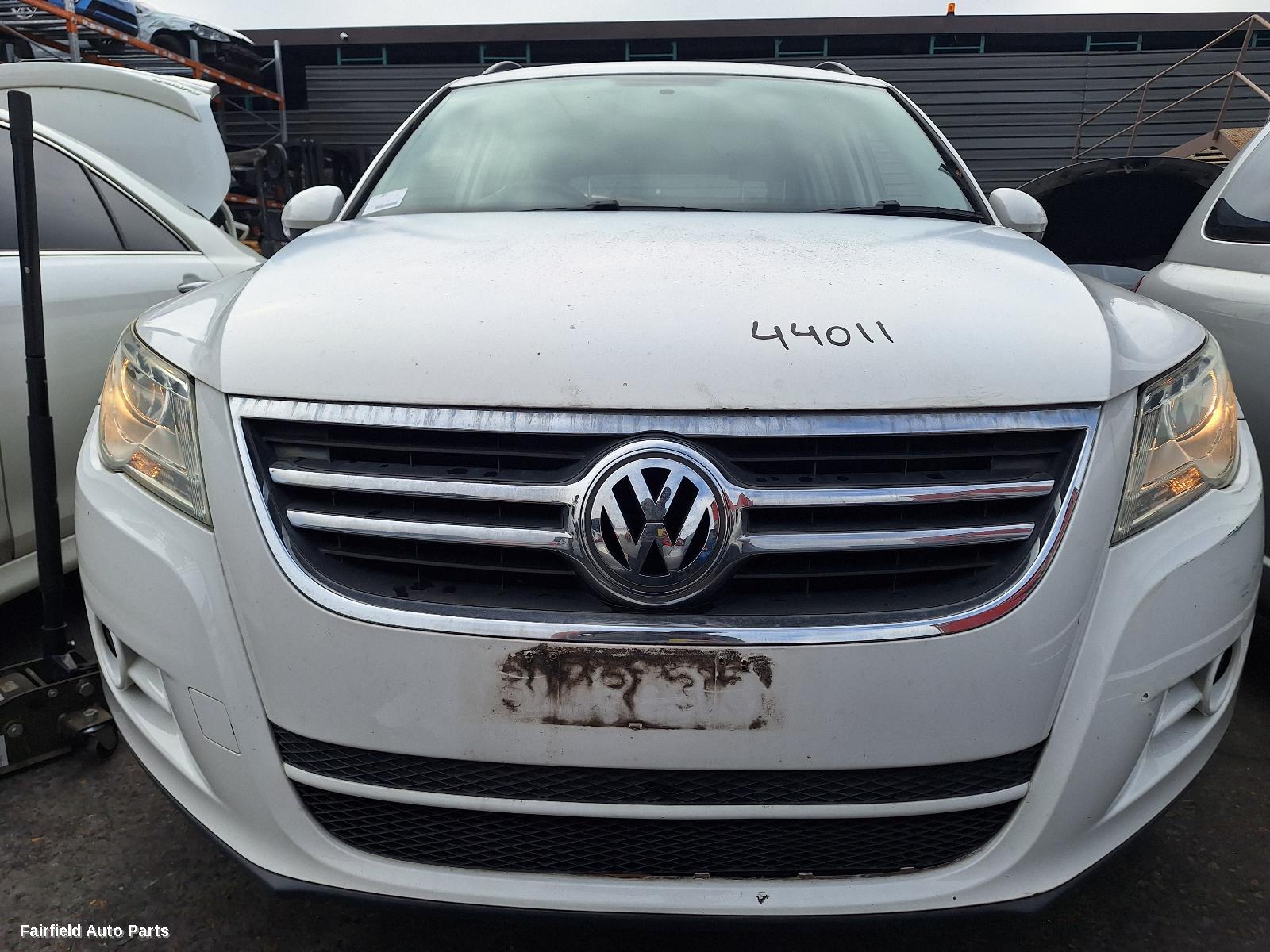 2008-2011 Volkswagen Tiguan Rear Garnish
