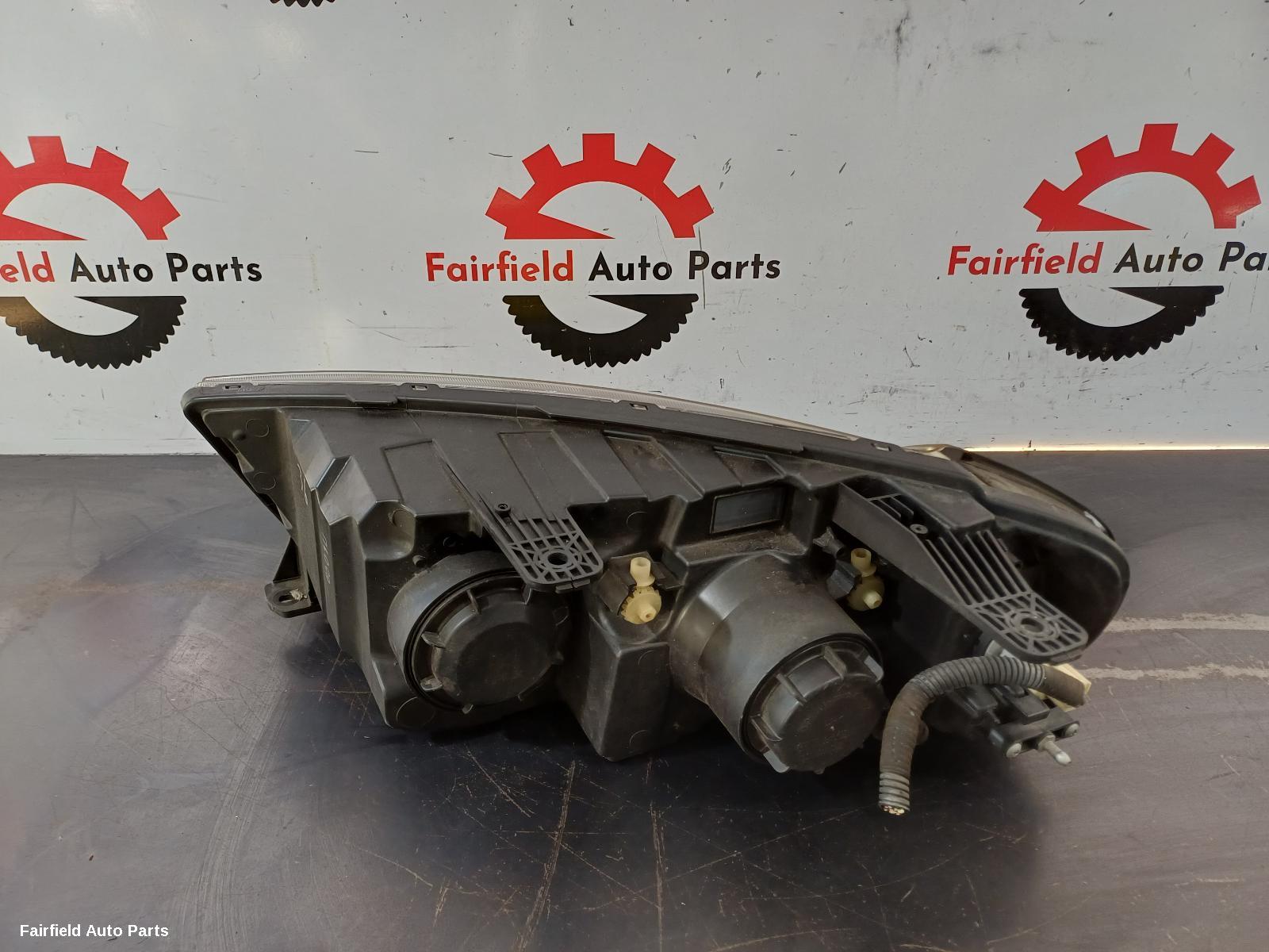 2011-2015 Holden Captiva Right Headlamp