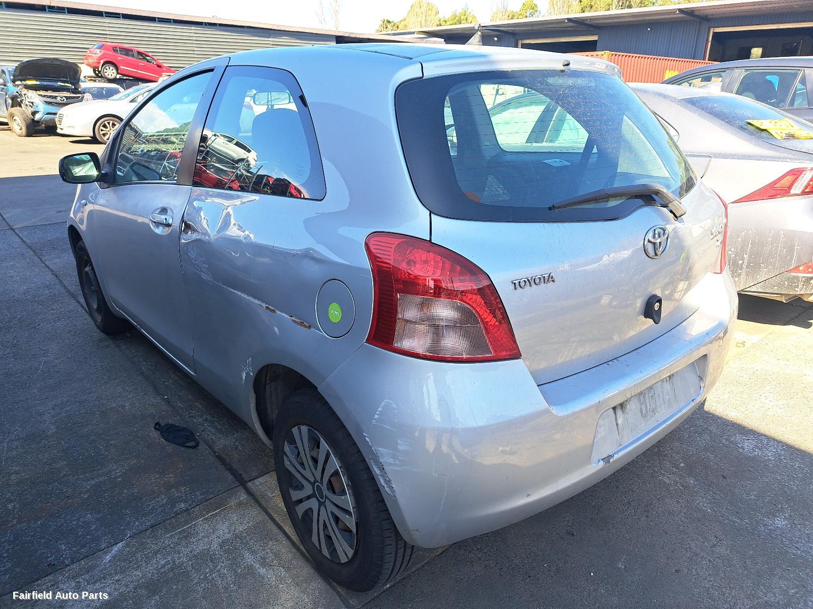 2005-2016 Toyota Yaris Sunvisor