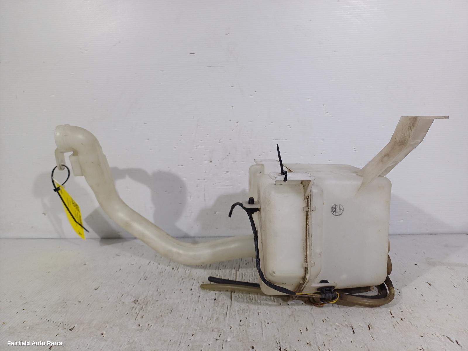 2004-2011 Suzuki Swift Washer Bottle
