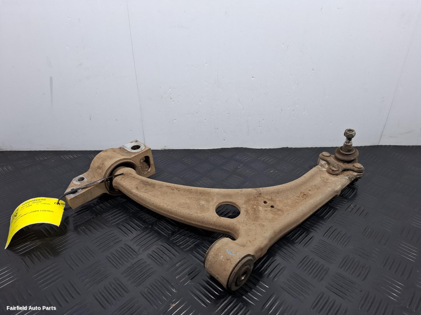 2008-2009 Volkswagen Tiguan Right Front Lower Control Arm