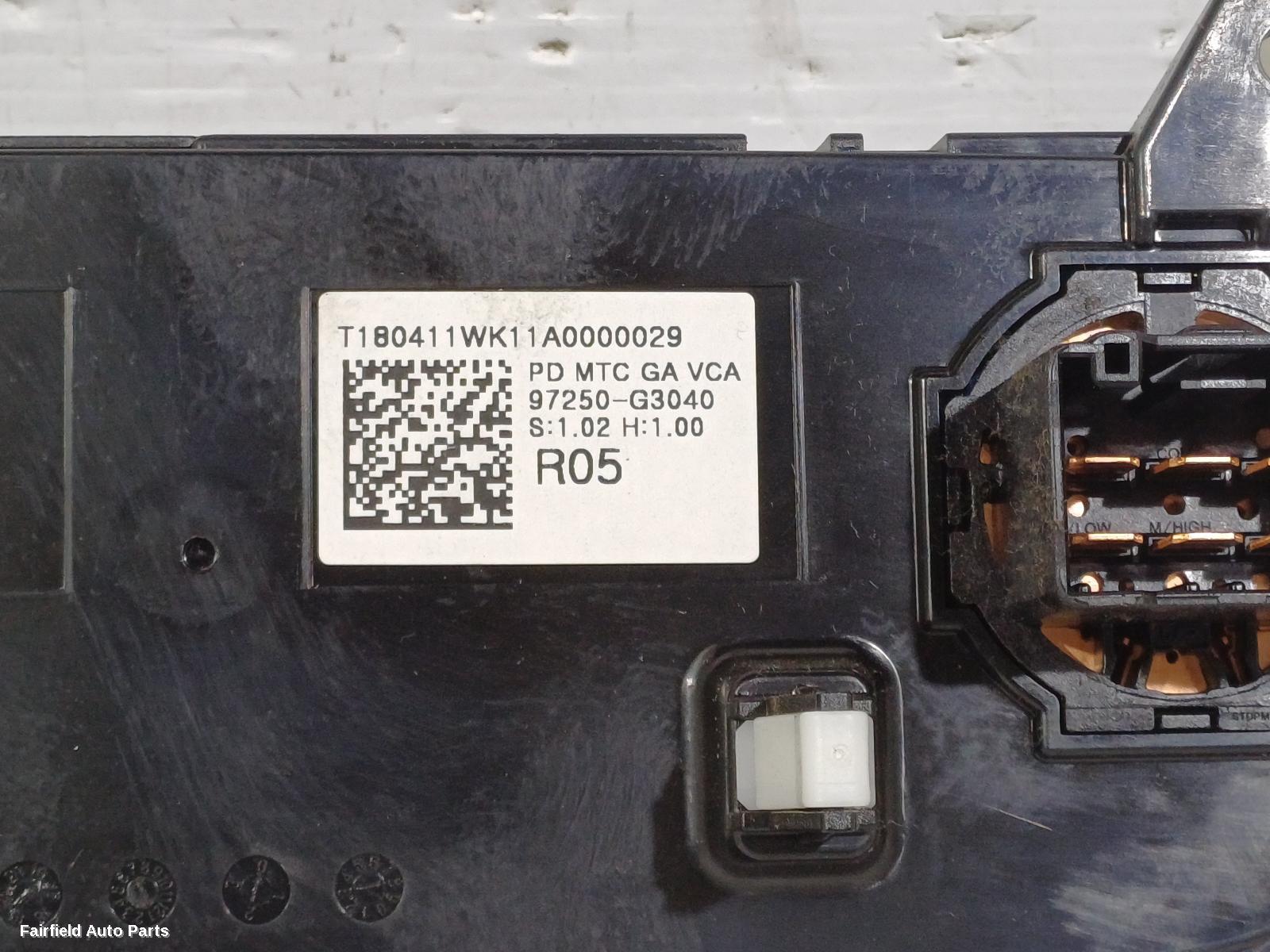 2017-2025 Hyundai I30 Heater Ac Controls