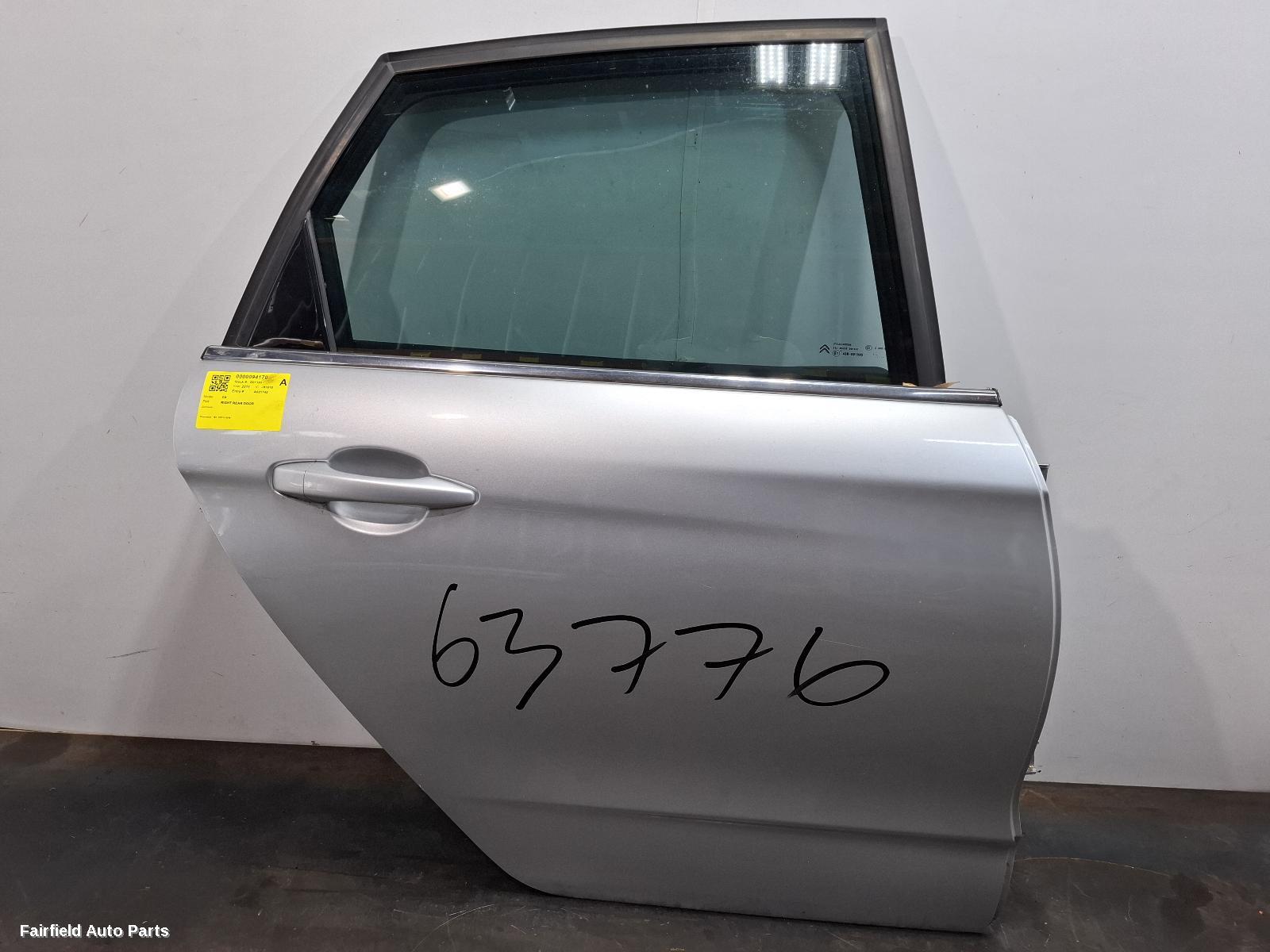 2011-2016 Citroen C4 Right Rear Door Sliding