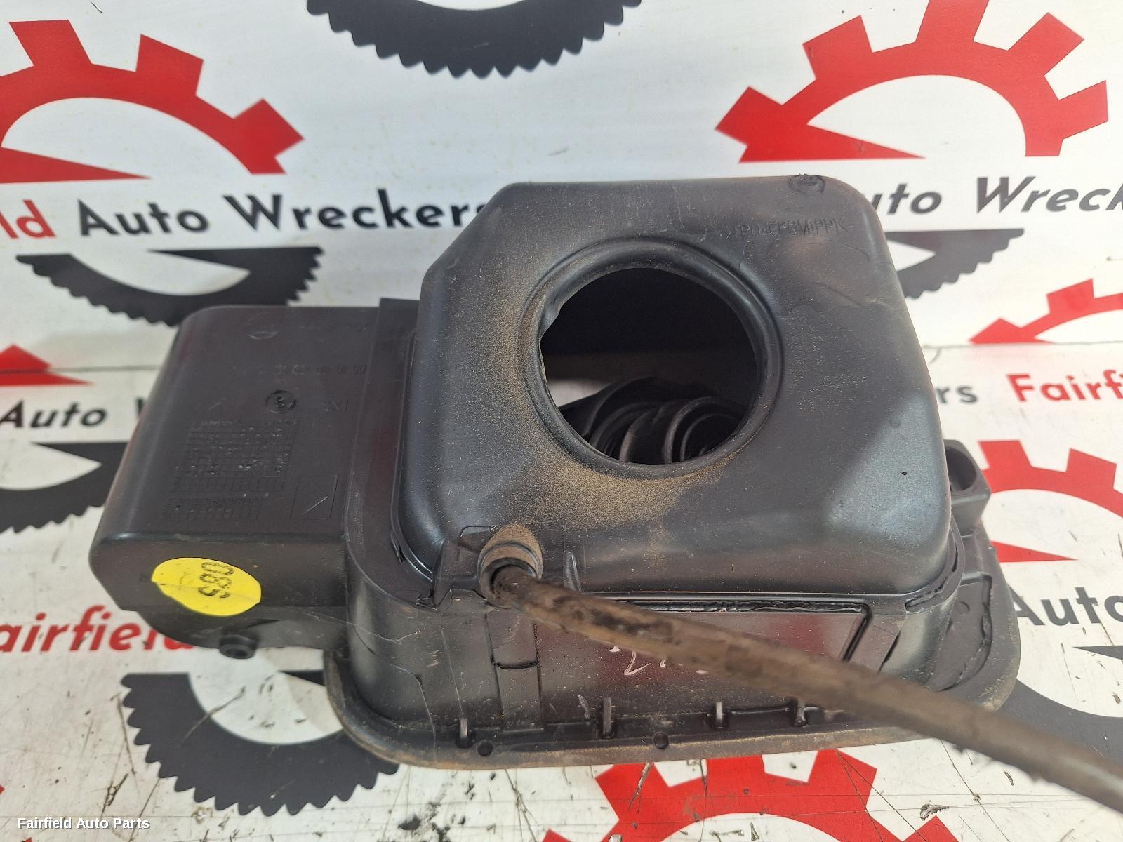 2009-2015 Skoda Superb Fuel Door   Filler
