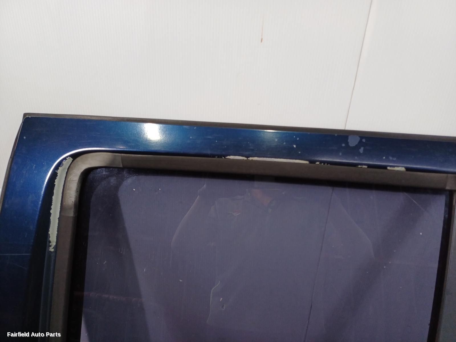 2005-2013 Nissan Pathfinder Left Rear Door Sliding