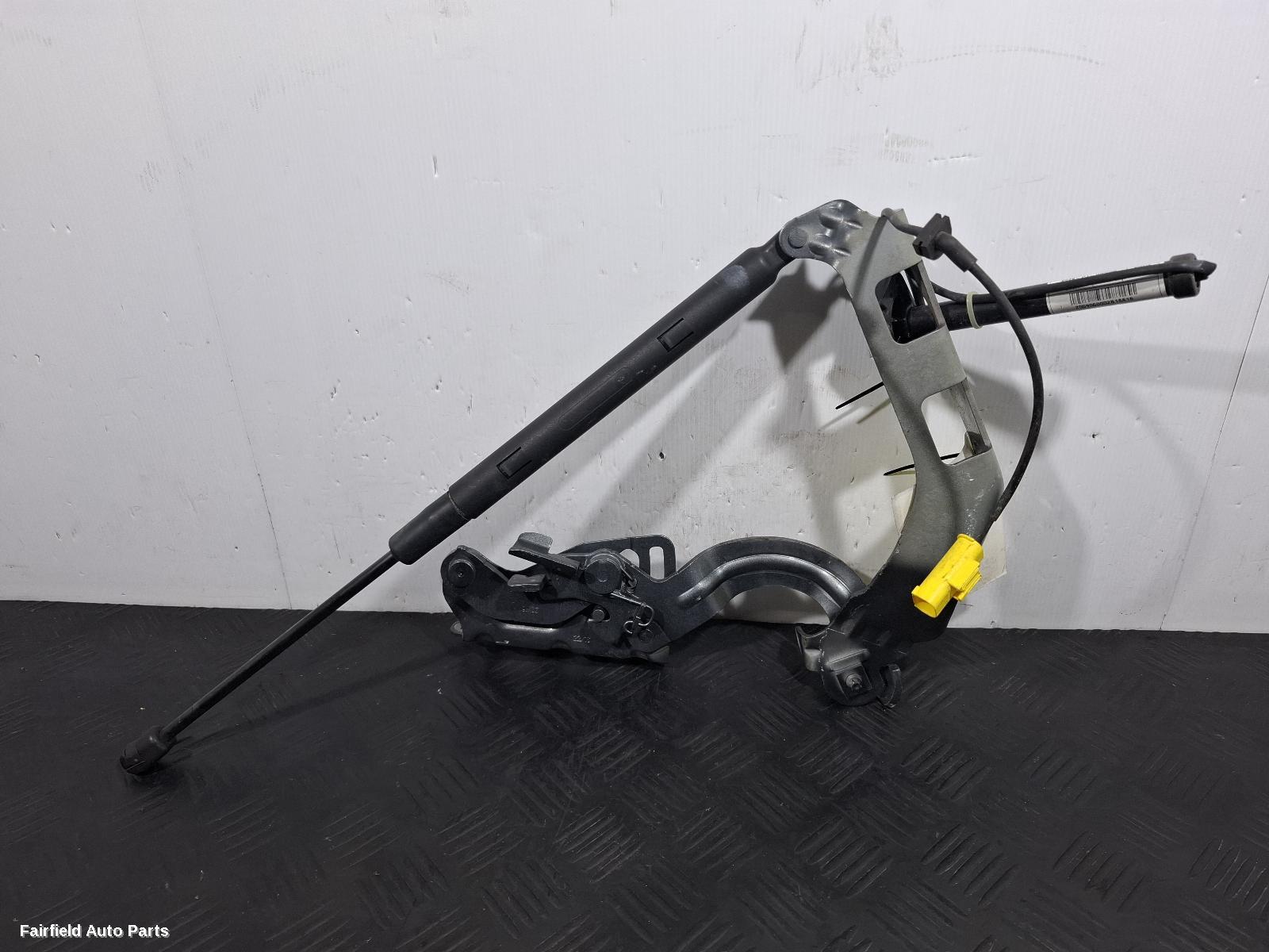 2014-2021 Mercedes C Class Bonnet Hinge Strut