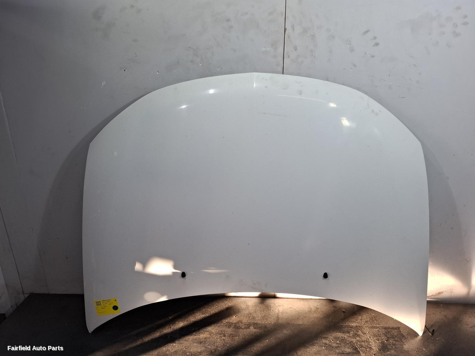 2006-2009 Mitsubishi Outlander Bonnet