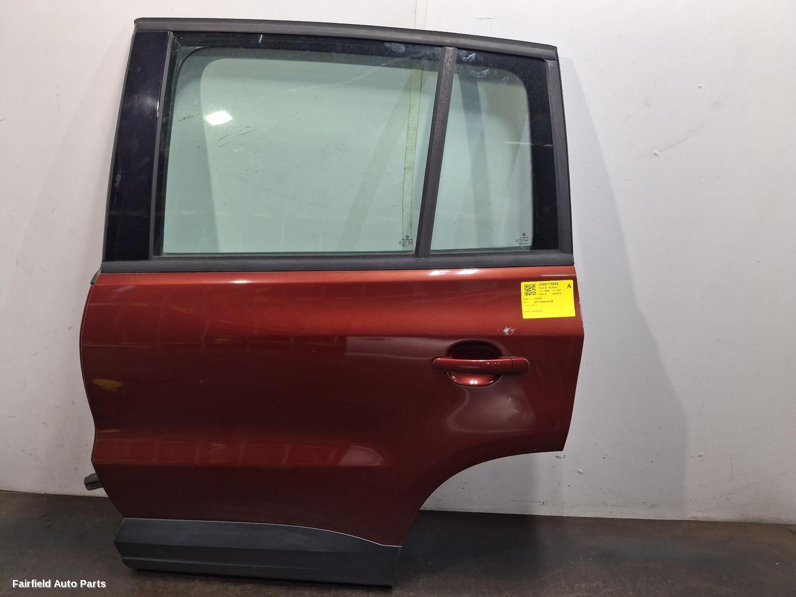 2008-2016 Volkswagen Tiguan Left Rear Door Sliding