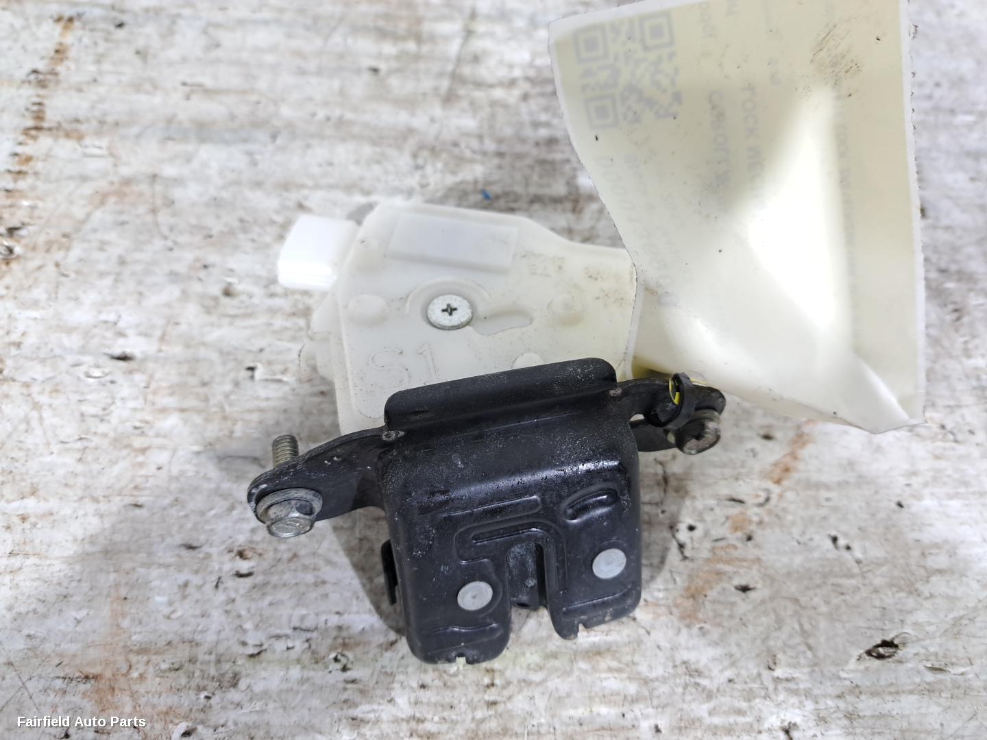 2012-2018 Toyota Corolla Door Boot Gate Lock