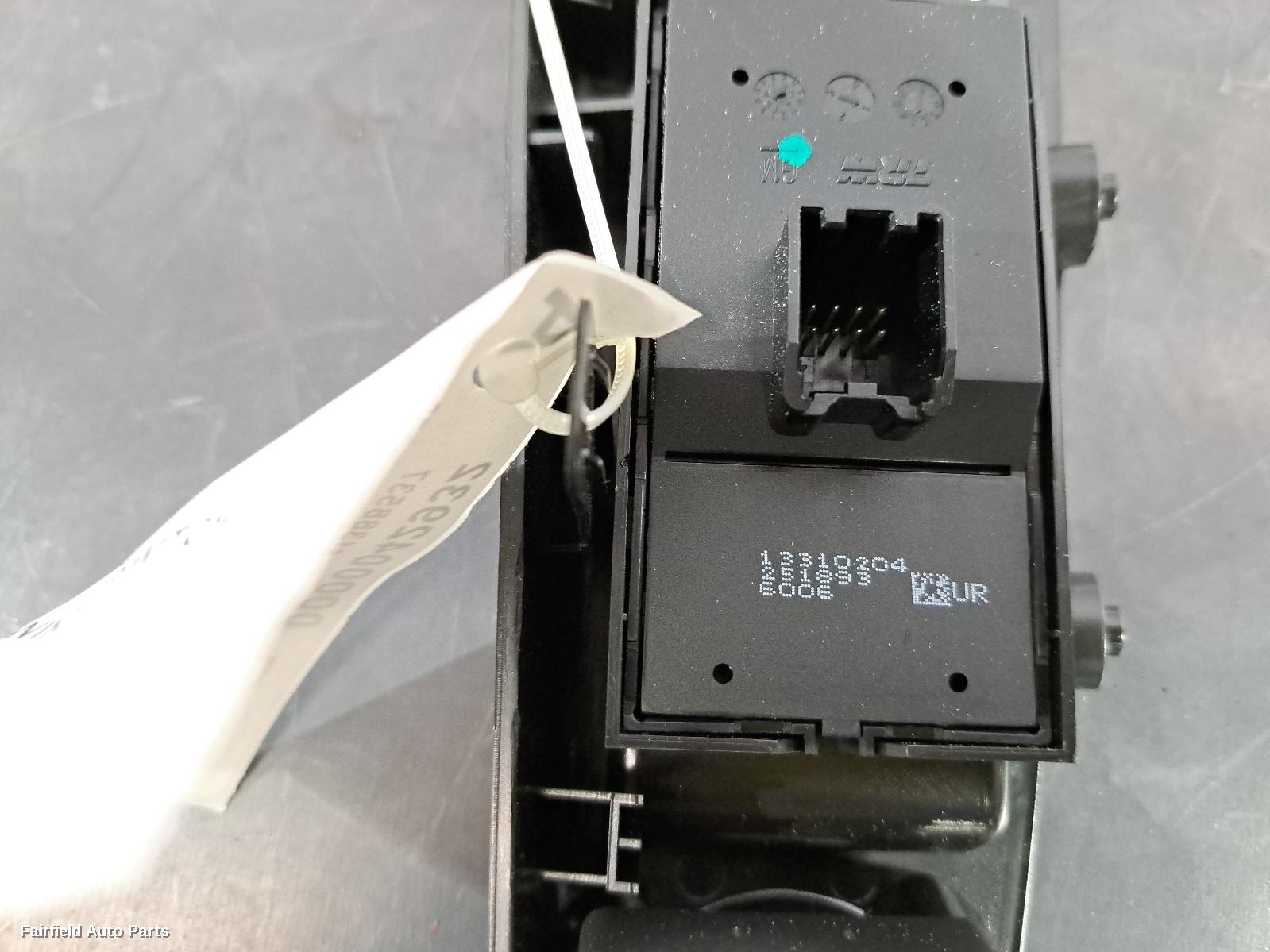2011-2017 Holden Cruze Pwr Dr Wind Switch