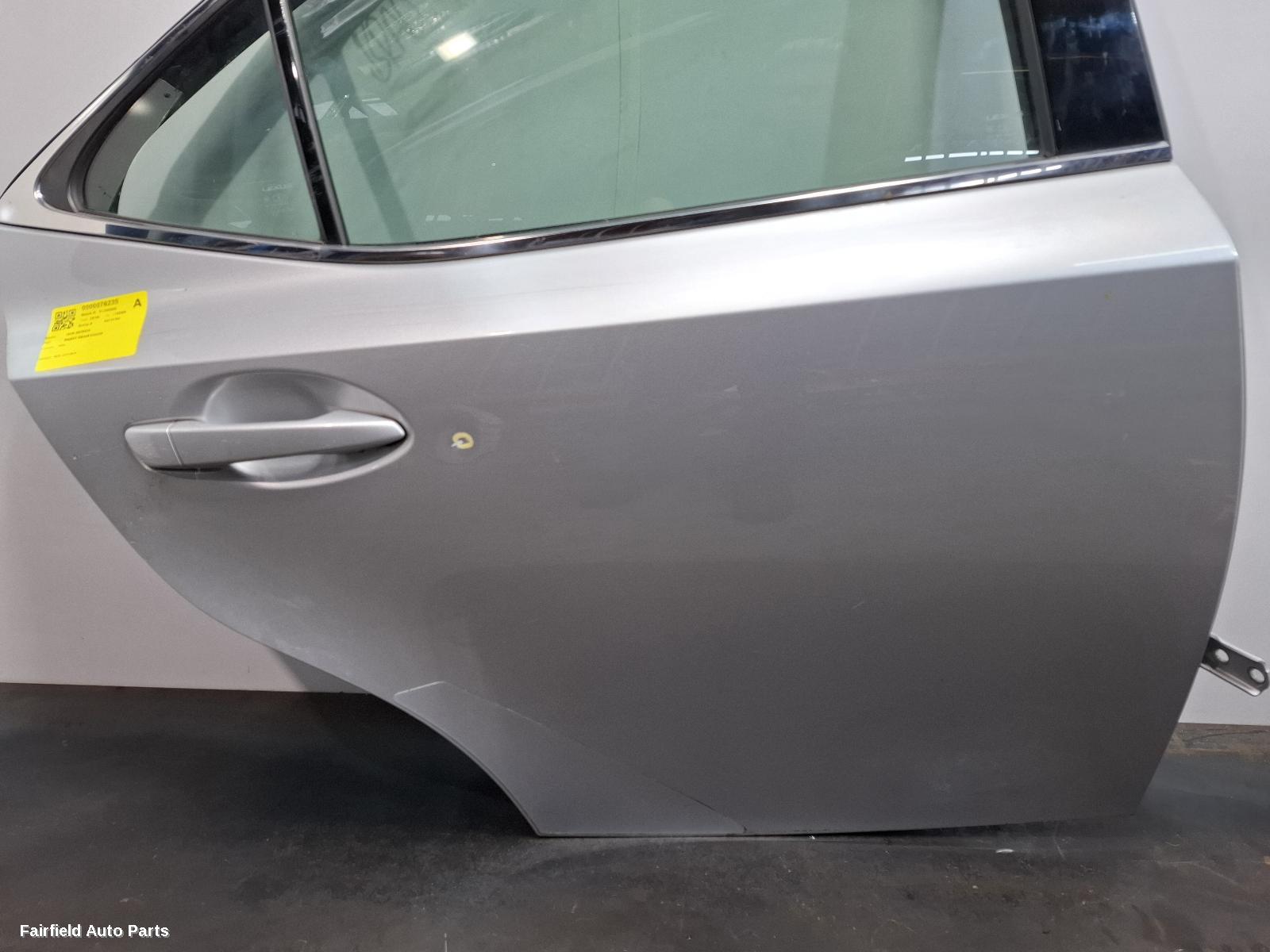 2013-2020 Lexus Is Series Right Rear Door Sliding