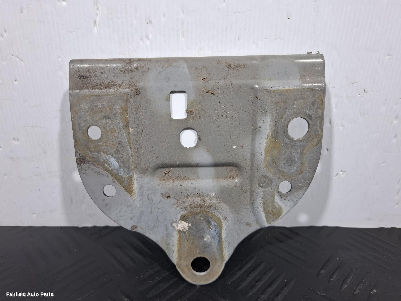 2011-2019 Toyota Yaris R Bar Bracket Reinfo