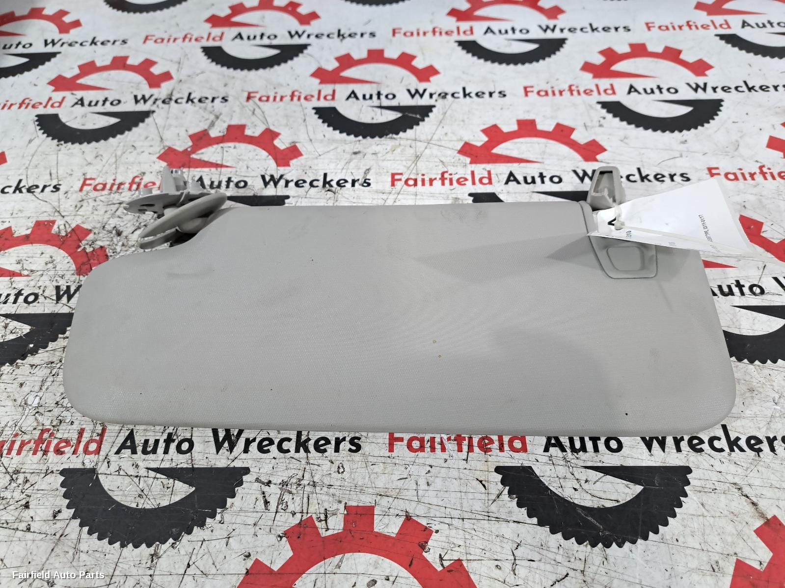 2011-2017 Holden Cruze Sunvisor