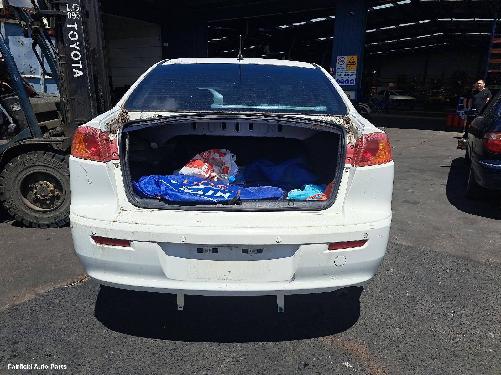 2007-2014 Mitsubishi Lancer Right Door Mirror