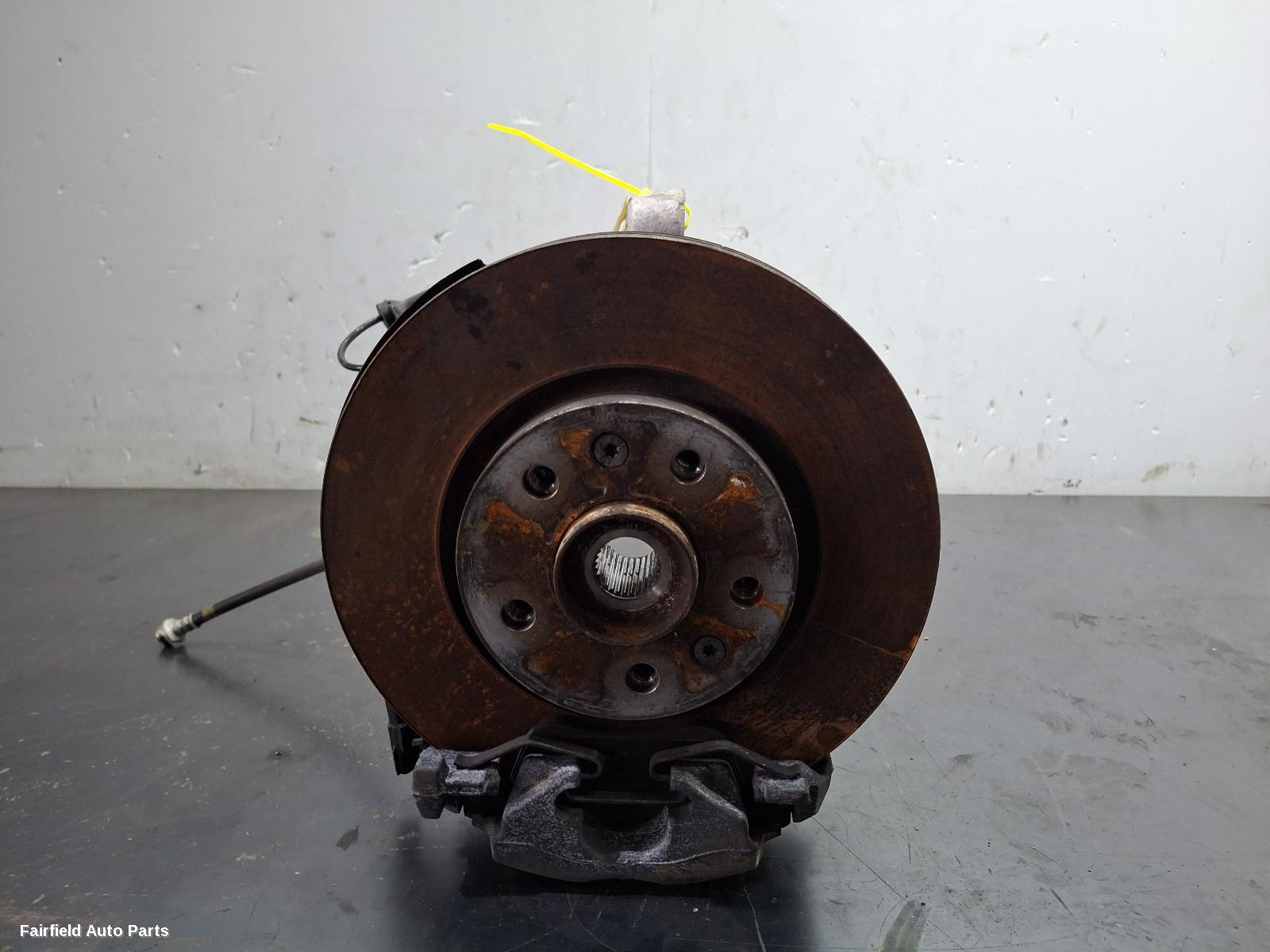 2022-2026 Nissan Qashqai Left Front Hub Assembly