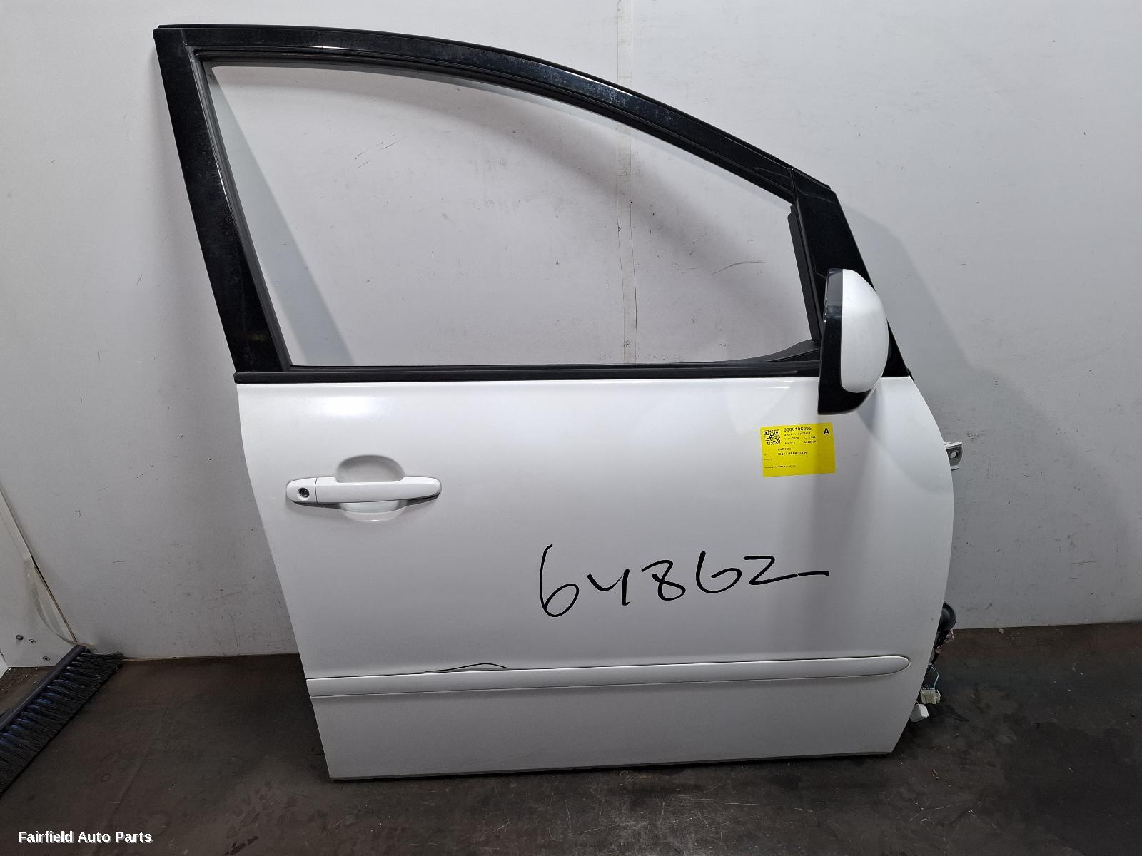 2001-2010 Toyota Avensis Right Rear Door Sliding