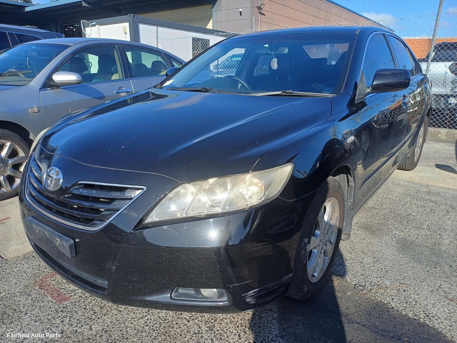 2006-2011 Toyota Camry Right Rear Door Sliding