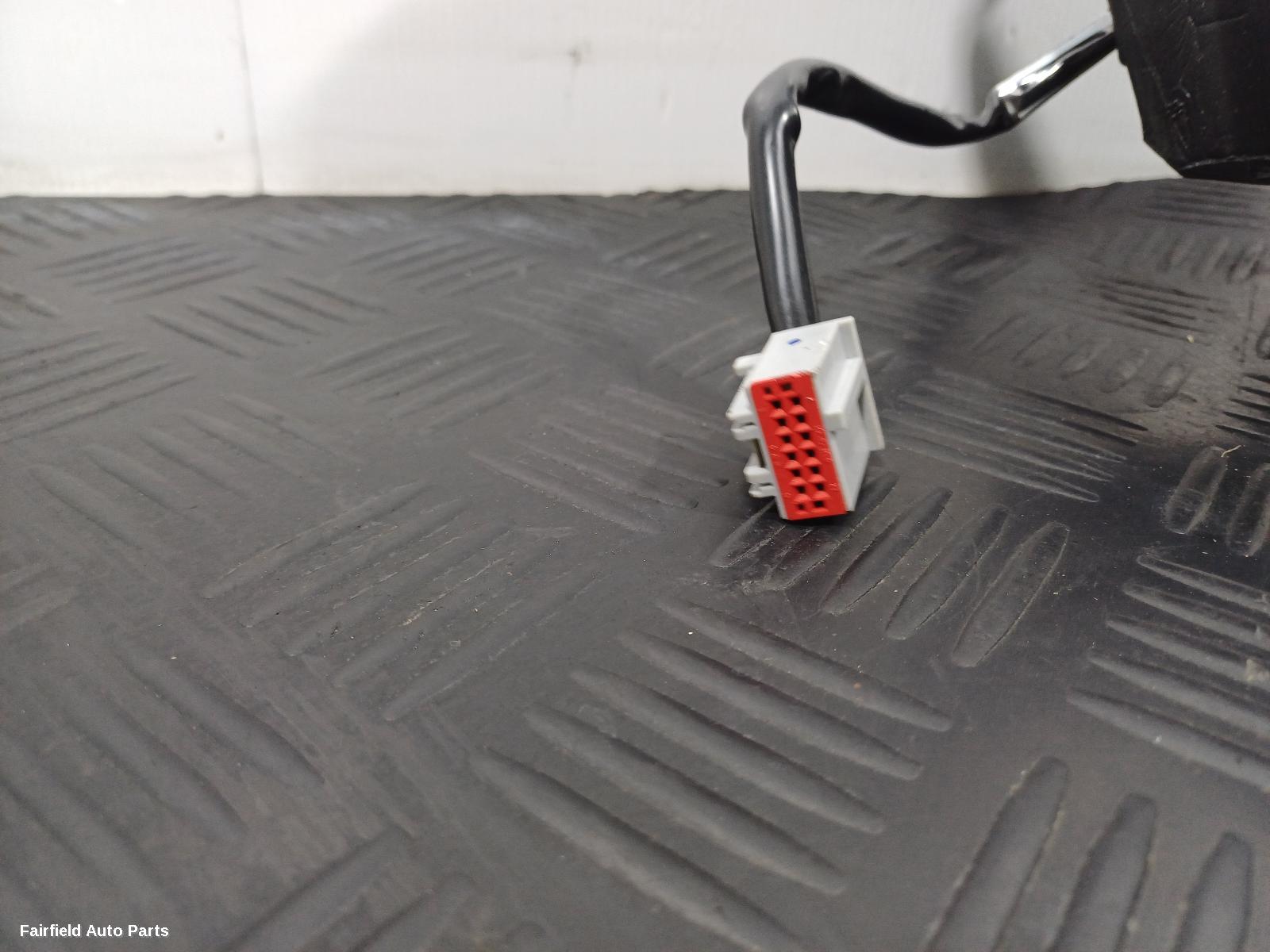 2010-2014 Ford Mondeo Left Door Mirror