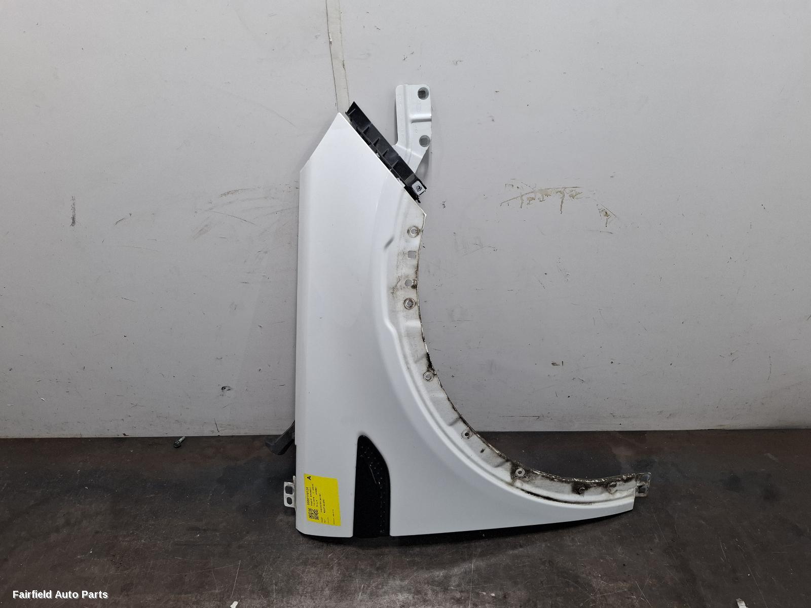 2015-2026 Land Rover Discovery Sport Right Guard