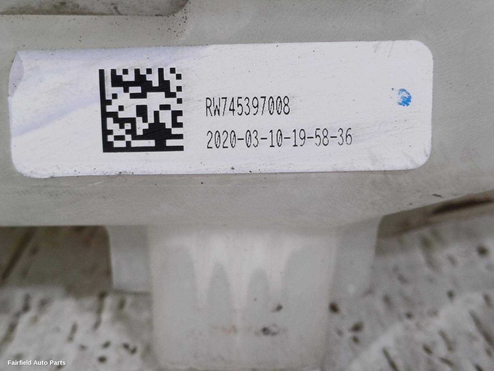2019-2024 Bmw 1 Series Washer Bottle