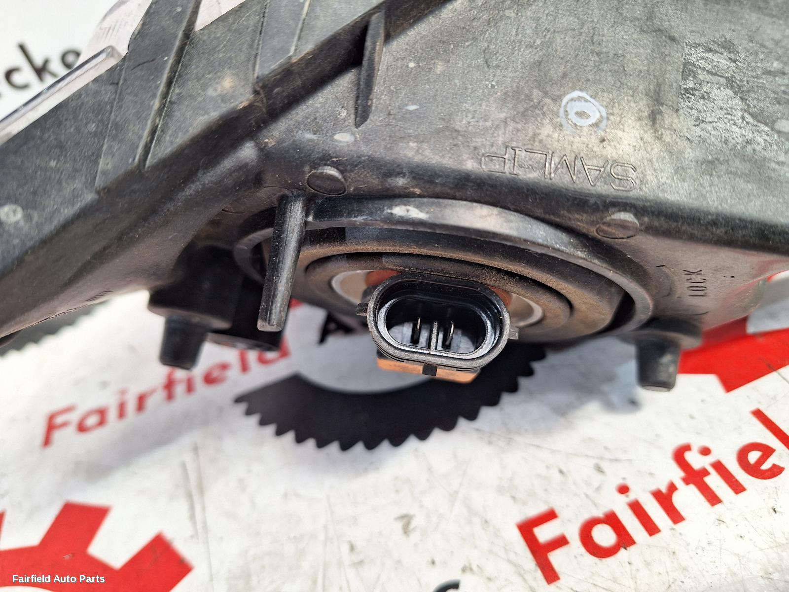 2015-2018 Hyundai Tucson Right Indicator Fog Side