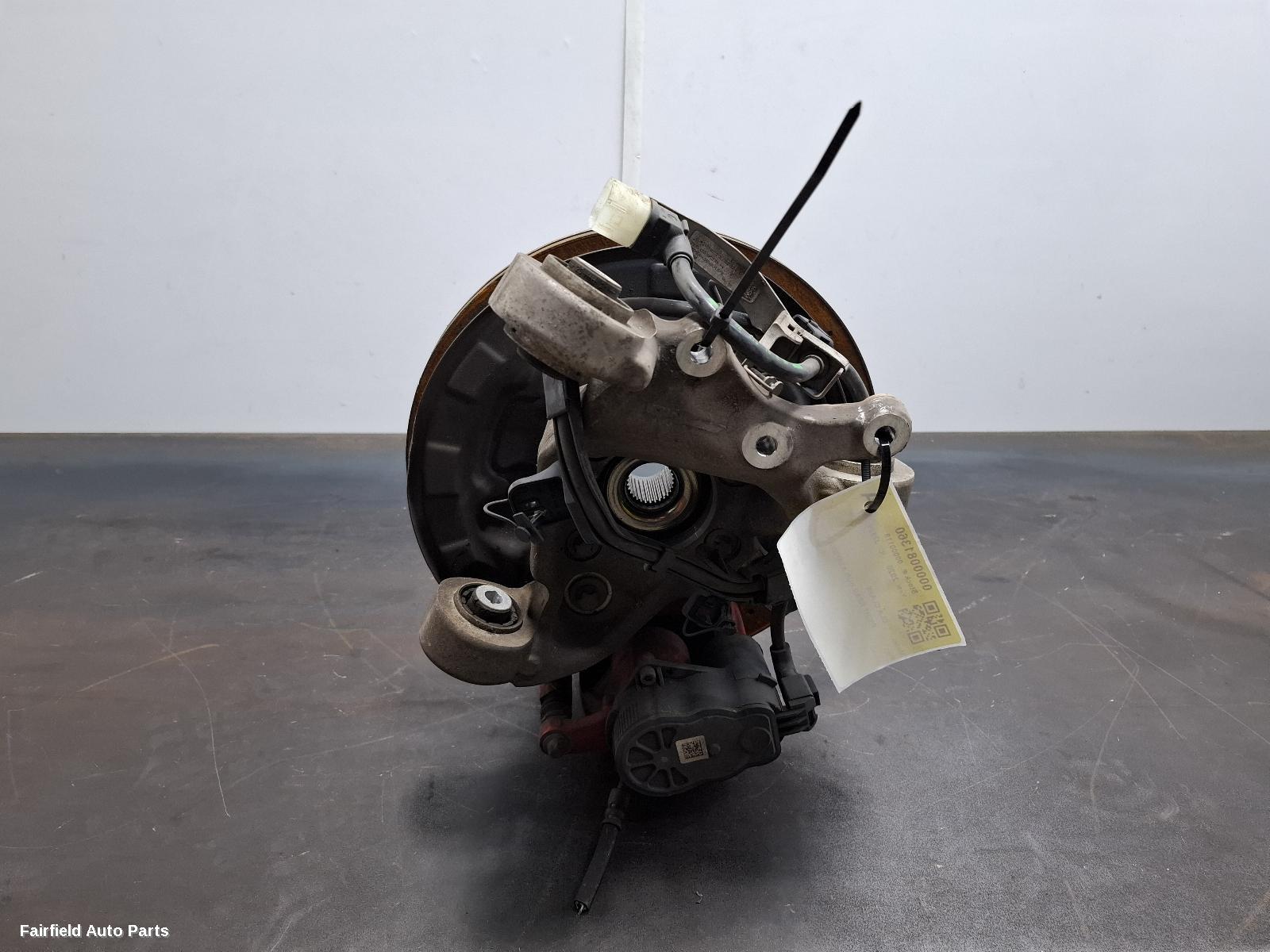 2019-2025 Mercedes Cla Class Right Rear Hub Assembly
