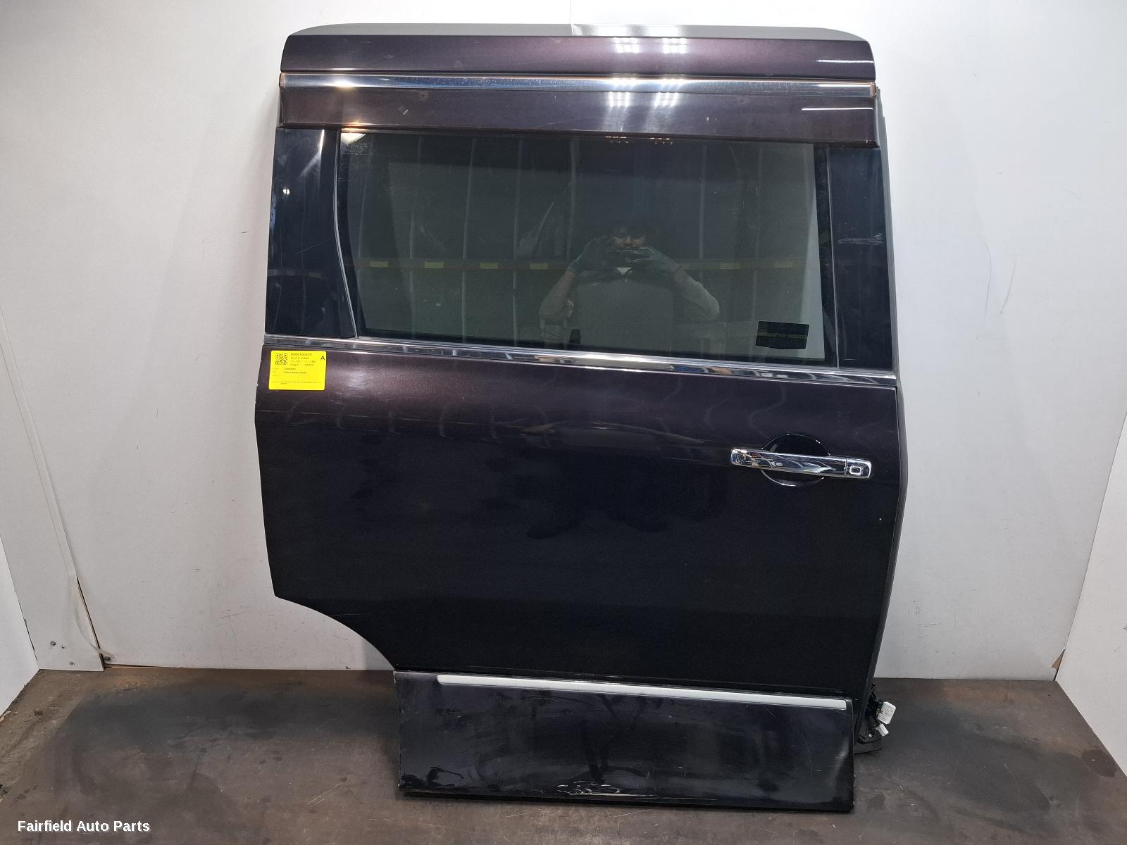 2010-2020 Nissan Elgrand Right Rear Door Sliding