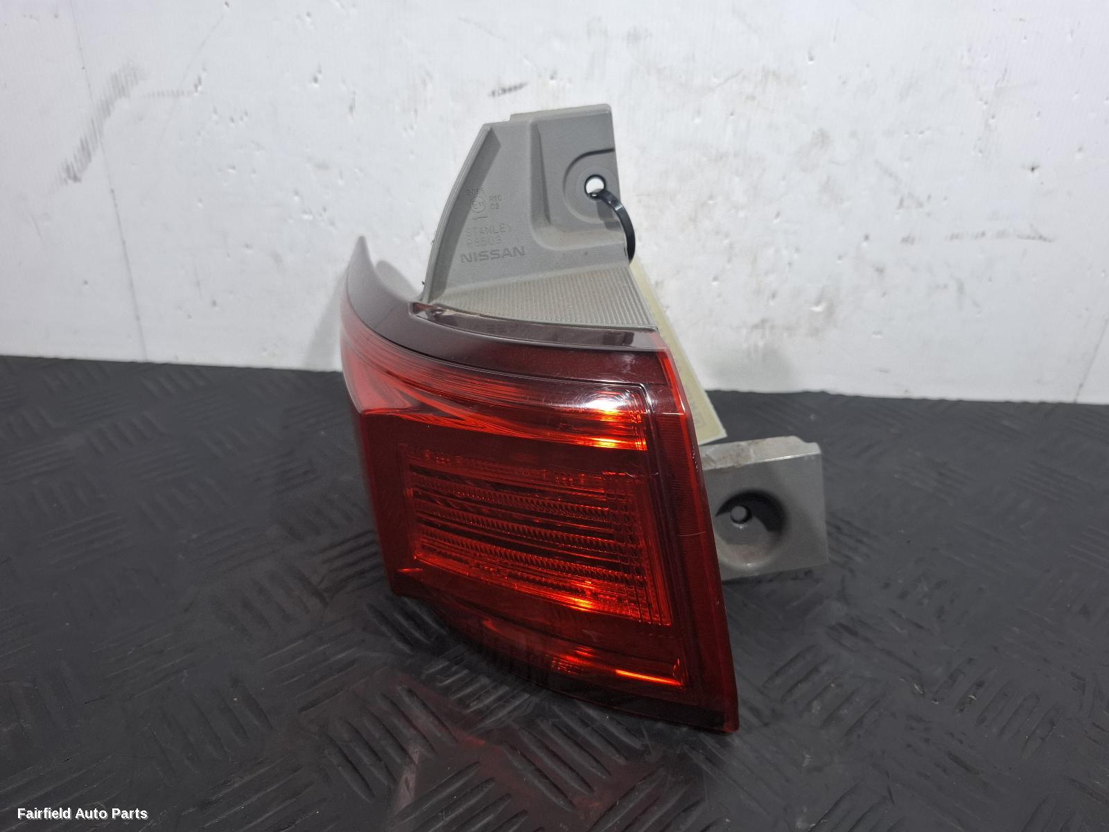 2010-2013 Nissan Elgrand Left Taillight
