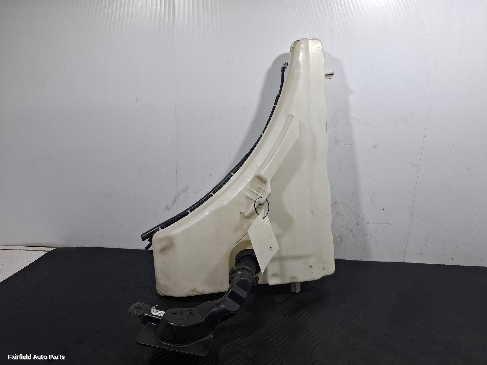 2015-2020 Audi Q7 Washer Bottle