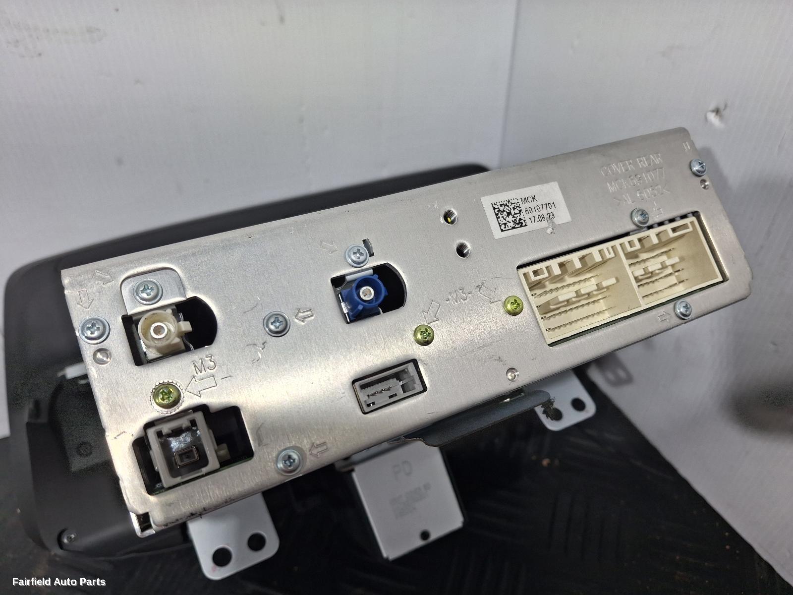 2017-2020 Hyundai I30 Radio Cd Dvd Sat Tv