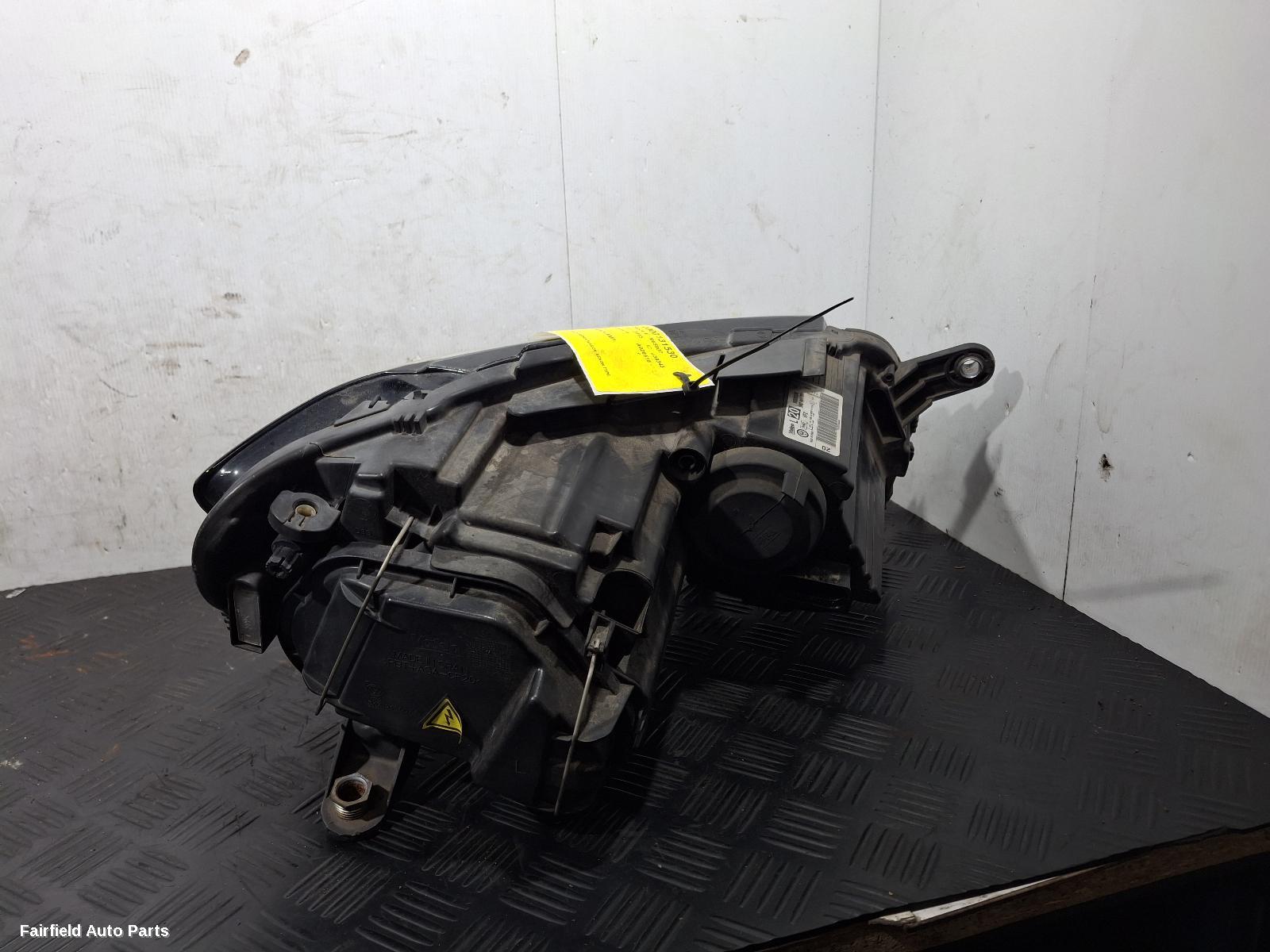 2010-2015 Volkswagen Passat Left Headlamp