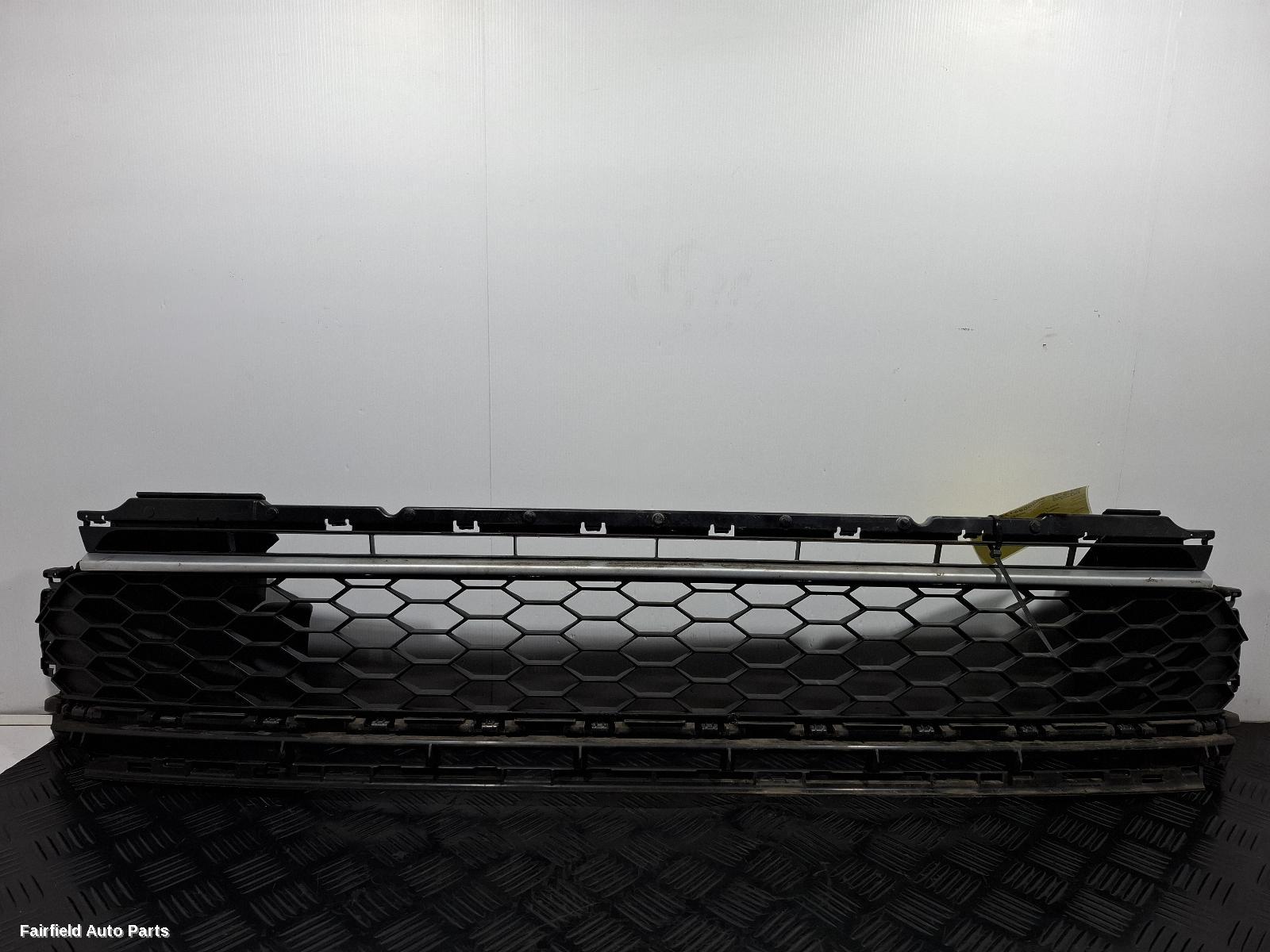 2015-2017 Volkswagen Golf Grille