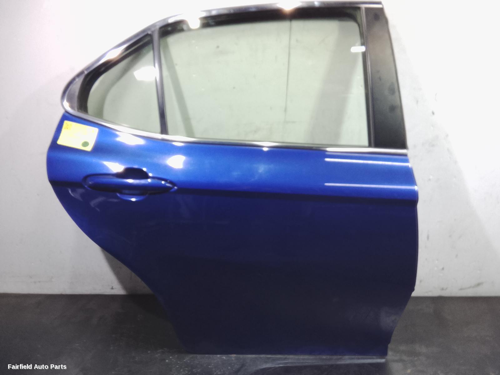 2017-2024 Toyota Camry Right Rear Door Sliding