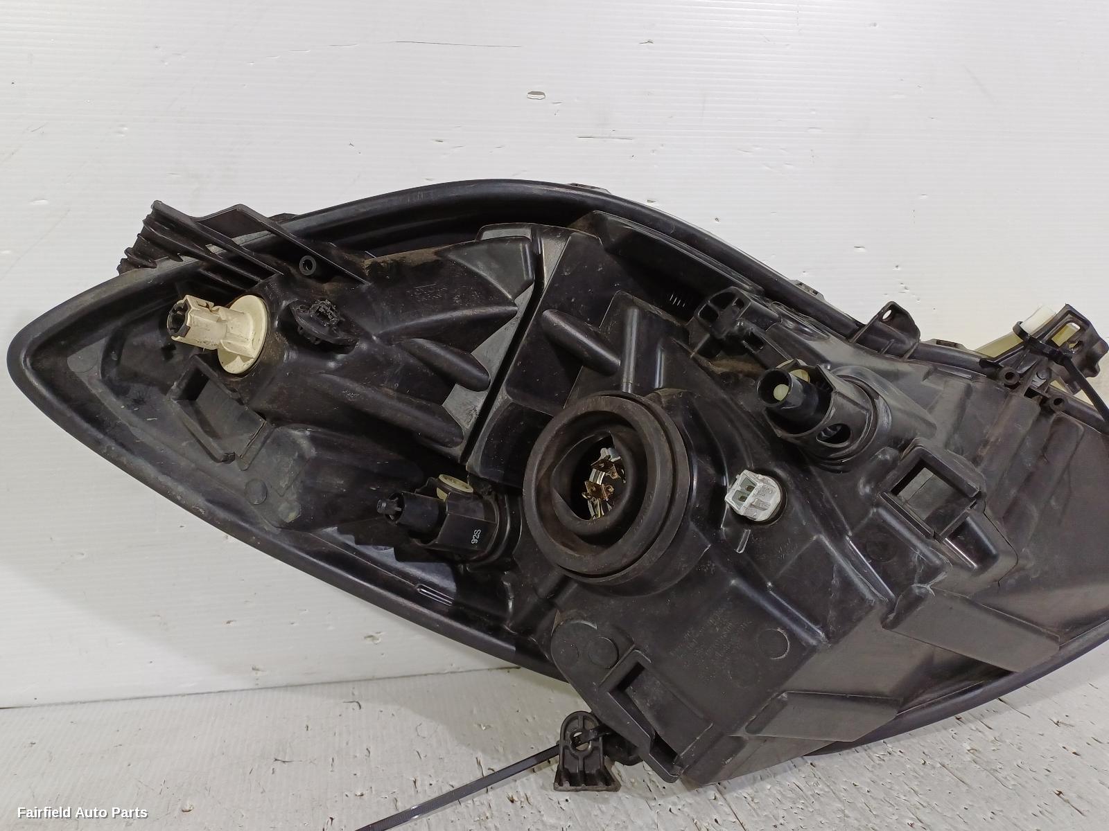 2008-2011 Toyota Yaris Left Headlamp
