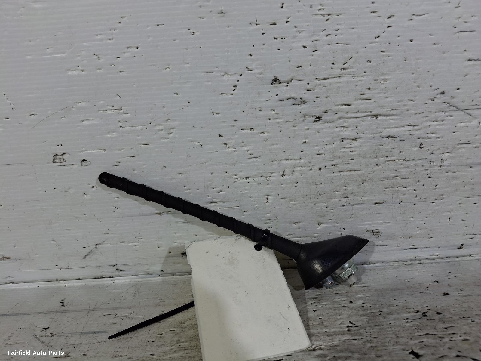 2007-2021 Hyundai Iload/imax Antenna