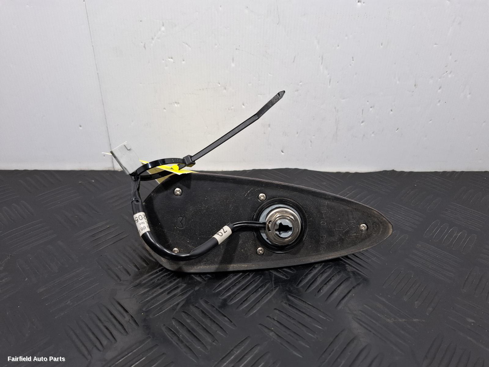 2013-2016 Mazda 3 Antenna