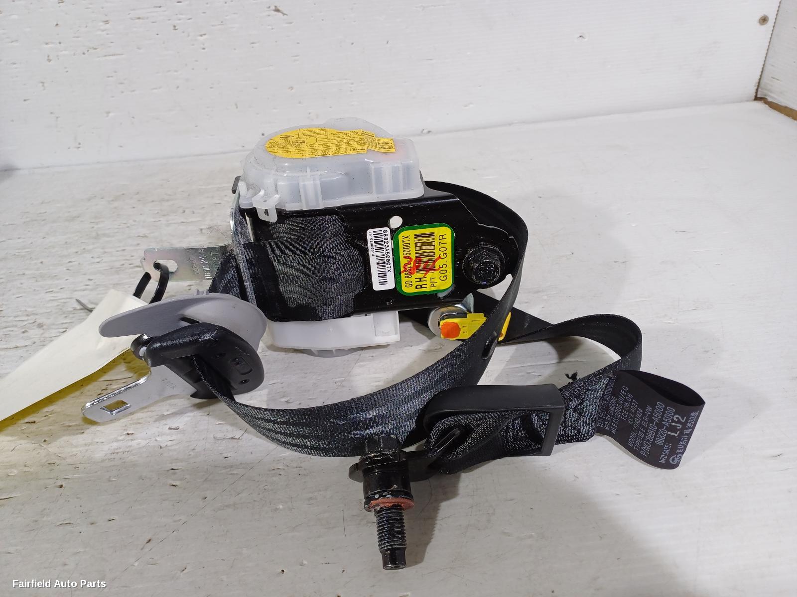 2012-2017 Hyundai I30 Seatbelt Stalk