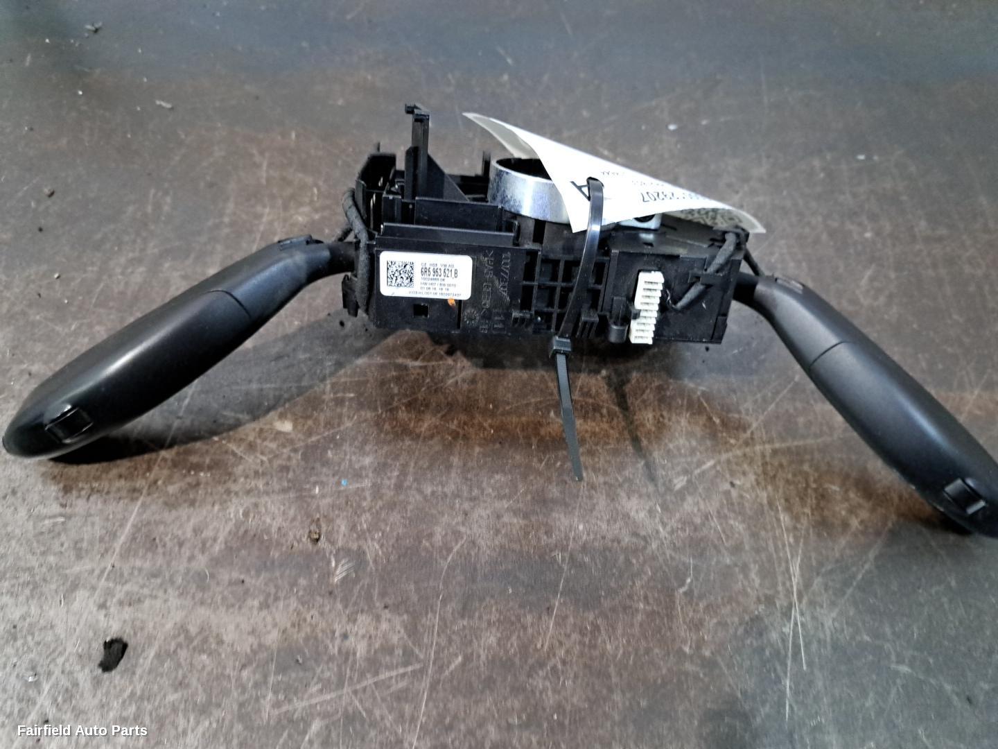 2010-2022 Volkswagen Amarok Combination Switch