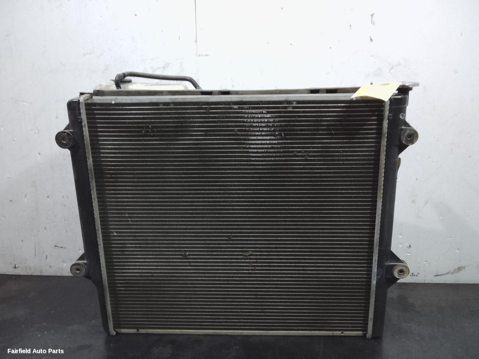 2003-2006 Toyota Prado Radiator