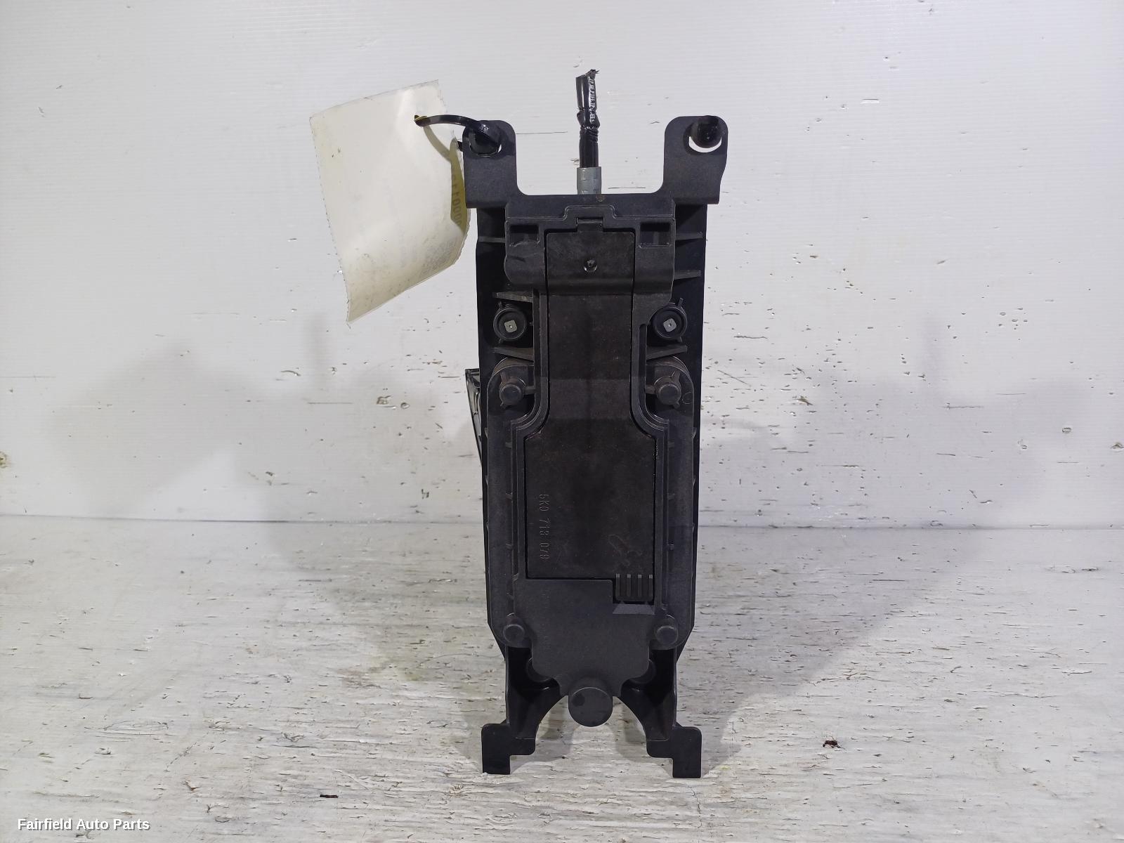 2012-2017 Volkswagen Golf Gear Stick Shifter