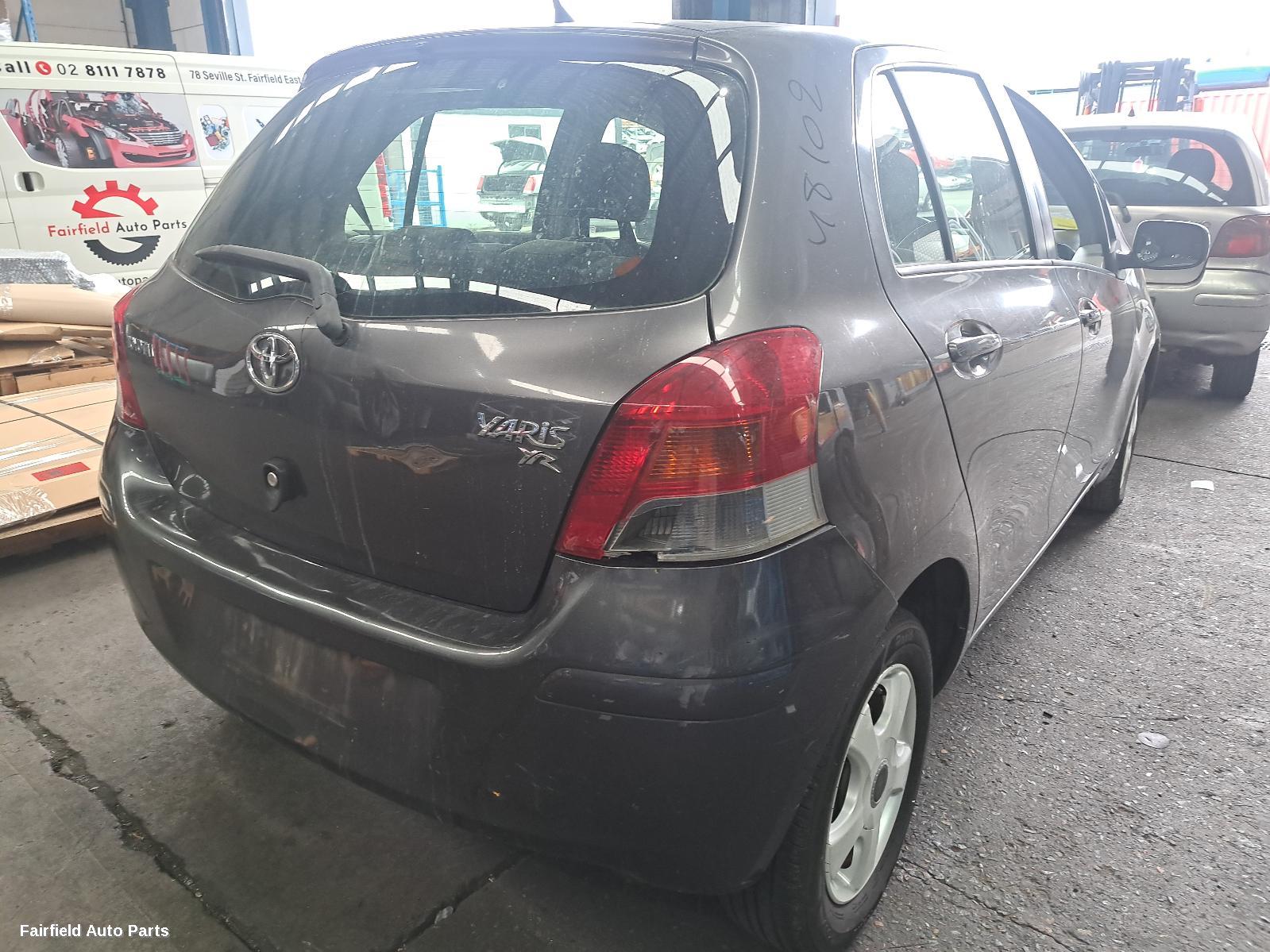 2005-2016 Toyota Yaris Pwr Dr Wind Switch