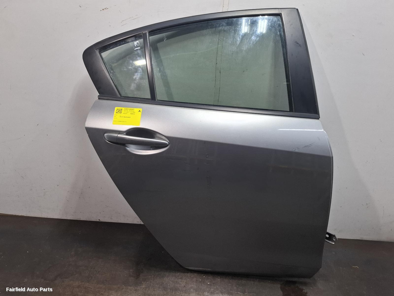 2009-2013 Mazda 3 Right Rear Door Sliding