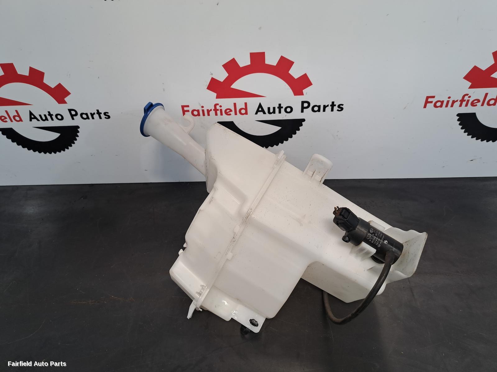 2015-2020 Hyundai Elantra Washer Bottle