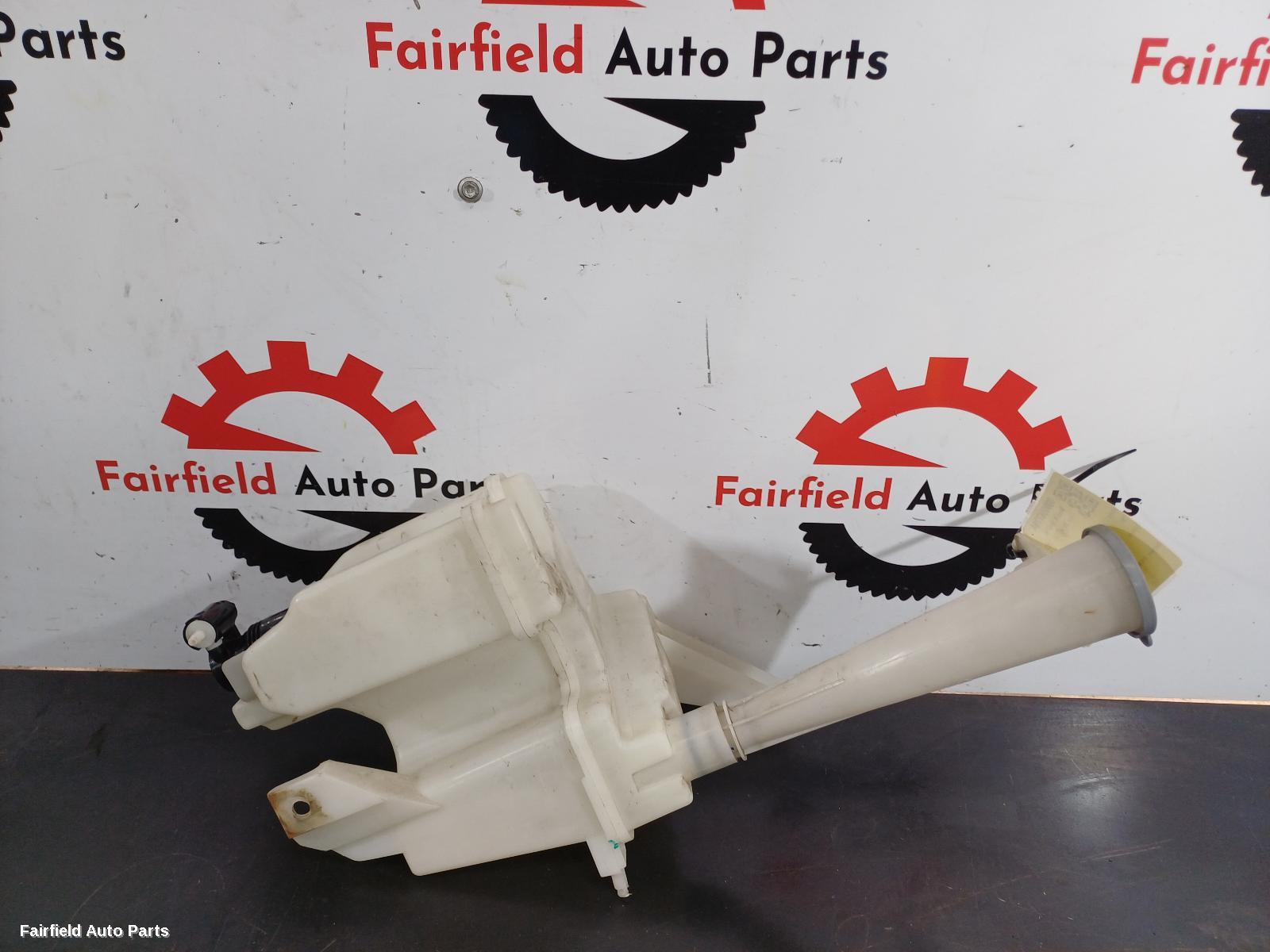 2013-2016 Nissan Pulsar Washer Bottle